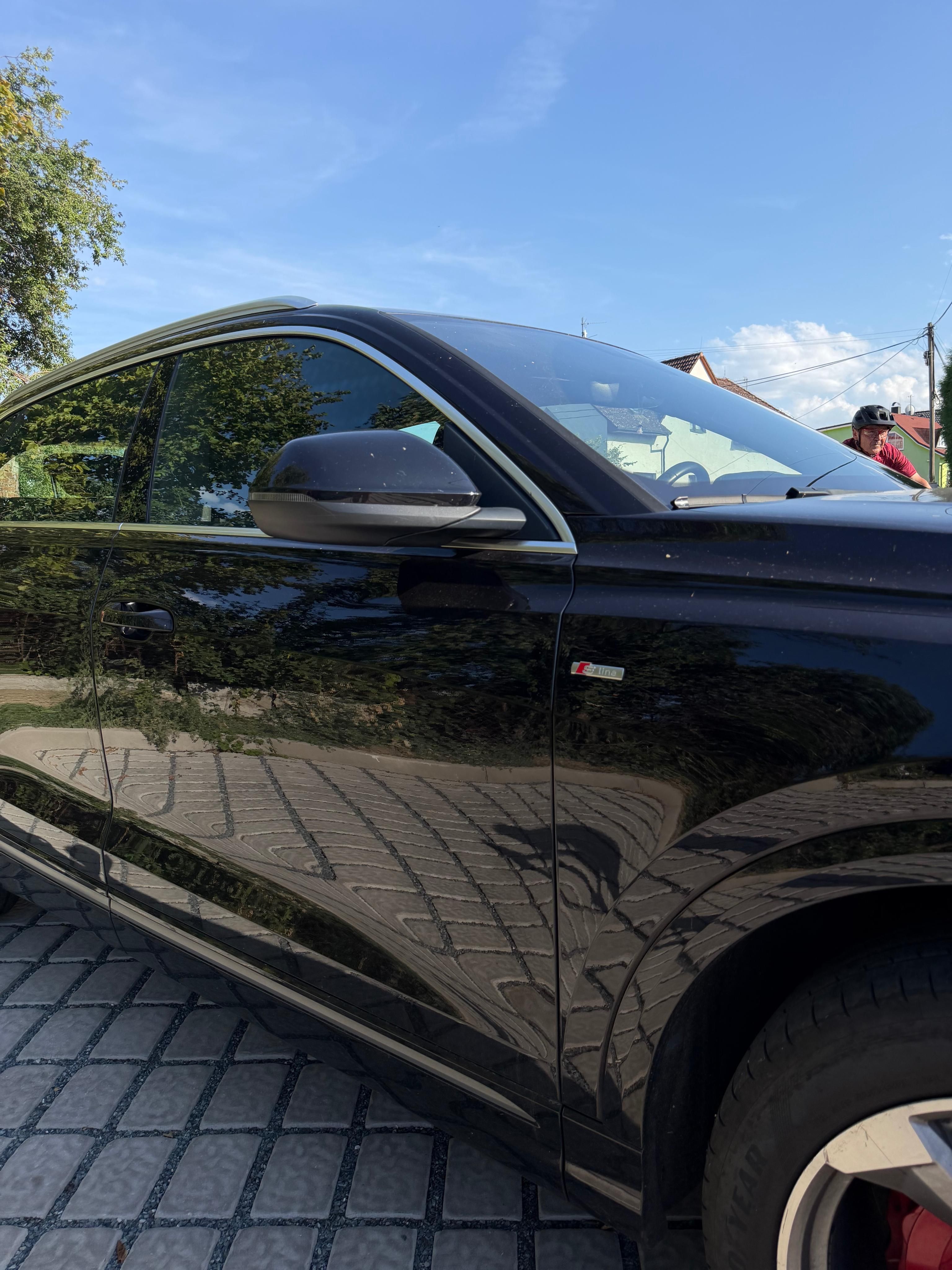 Audi Q8, 50 TDI 210 kW S-LINE Quattro - fotka 4