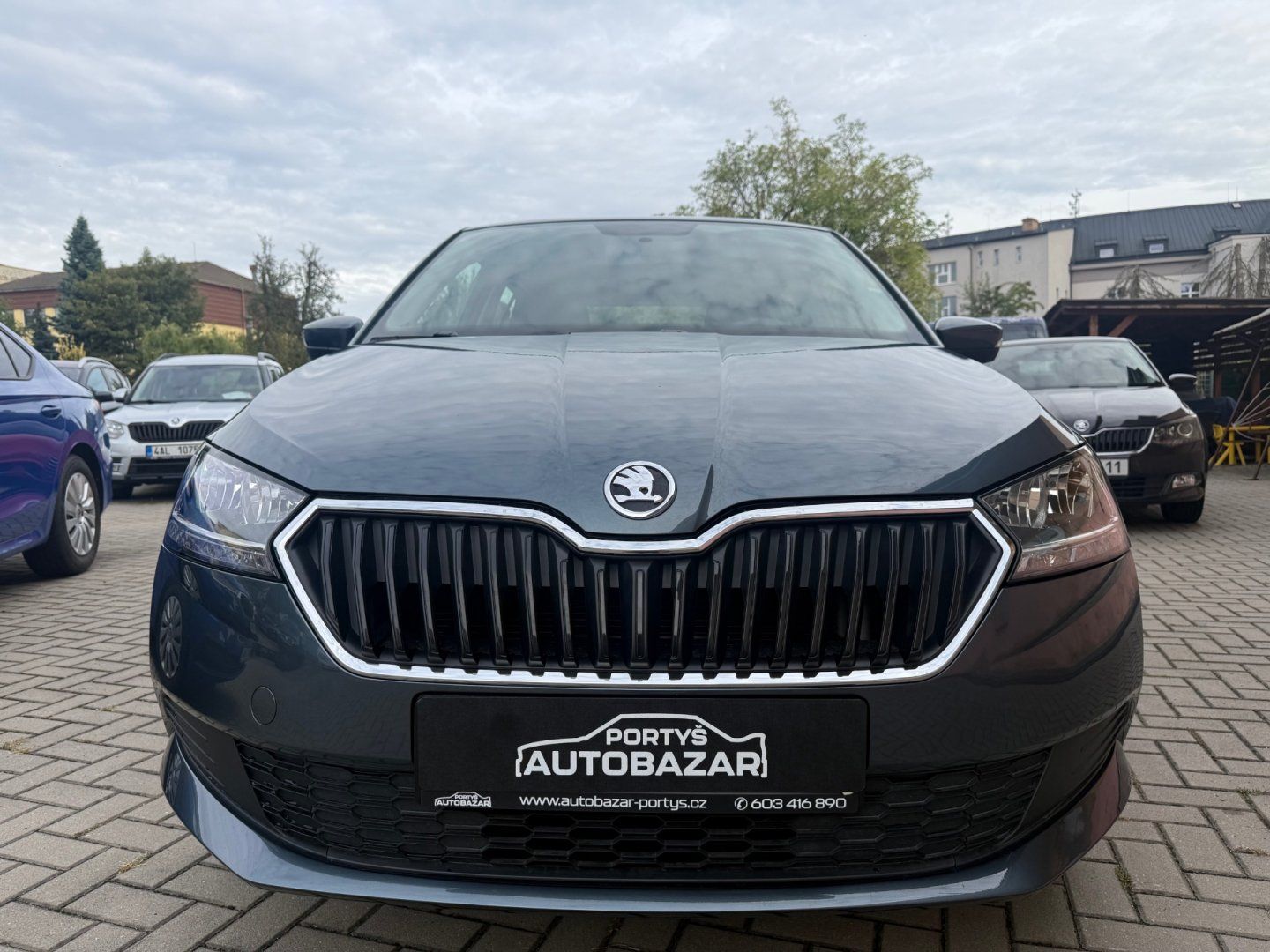 Škoda Fabia, 1.0 MPI Facelift-Málo najeto ! - fotka 6