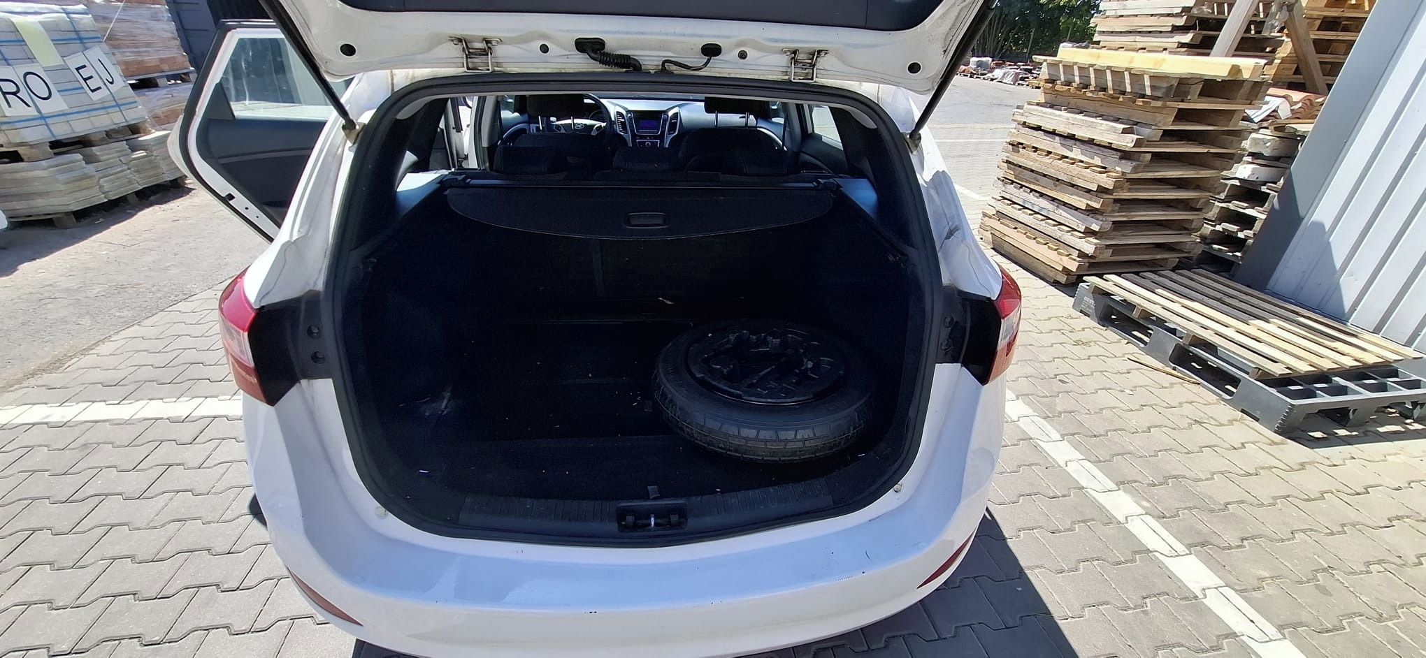 Hyundai i30, Hyundai i30, 1.4, 73kw, 2013 - fotka 4