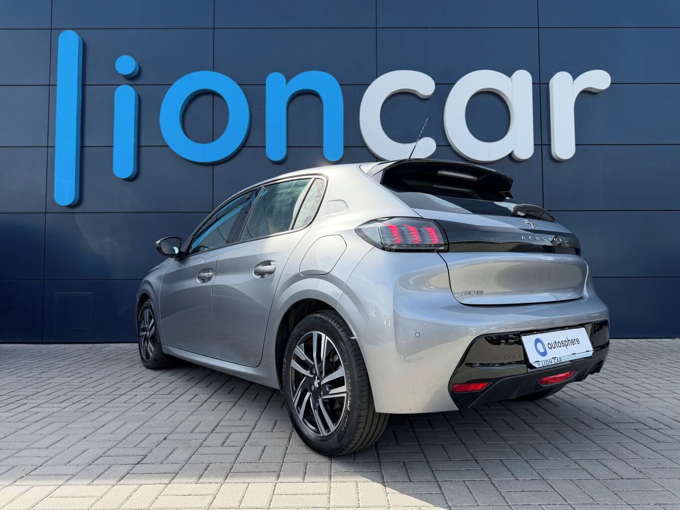 Peugeot 208, ALLURE, 100koní, Navigace, i-C - fotka 5
