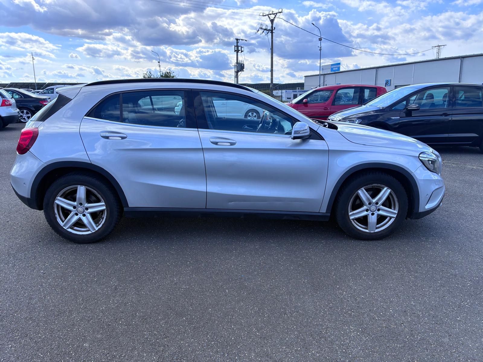 Mercedes-Benz GLA - fotka 5