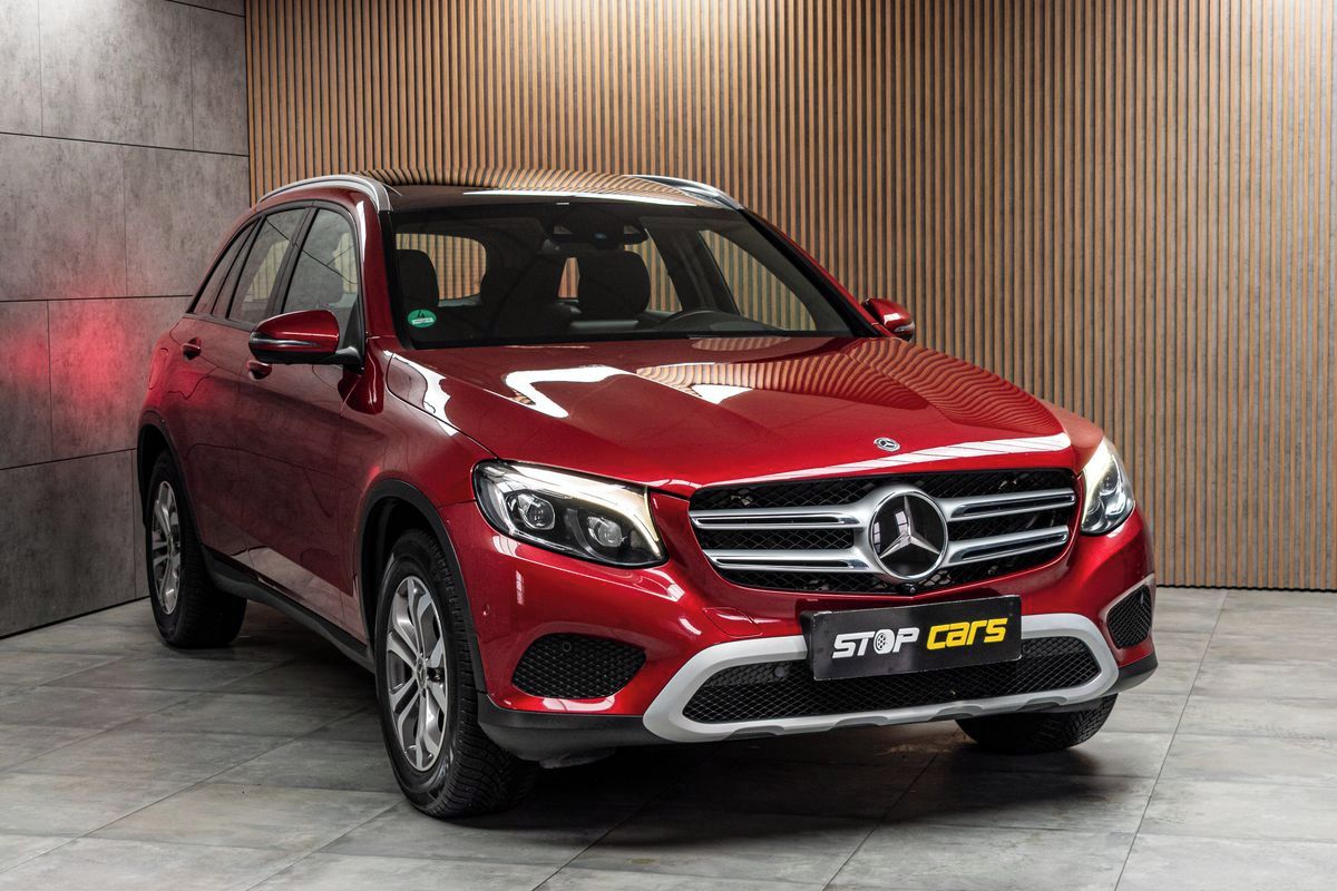 Mercedes-Benz GLC, 250d 4MATIC*ACC*TAŽNÉ*DPH - fotka 4