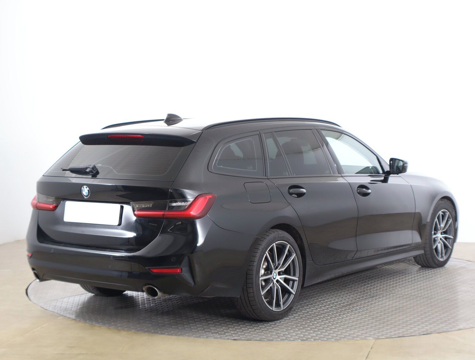 BMW Řada 3, 330 d xDrive, 4X4, Automat - fotka 5