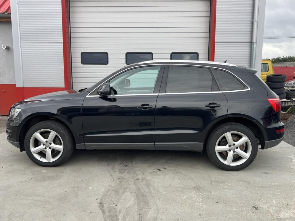 Audi Q5, 3,0 TDI QUATTRO 176 kW TAŽNÉ - fotka 2