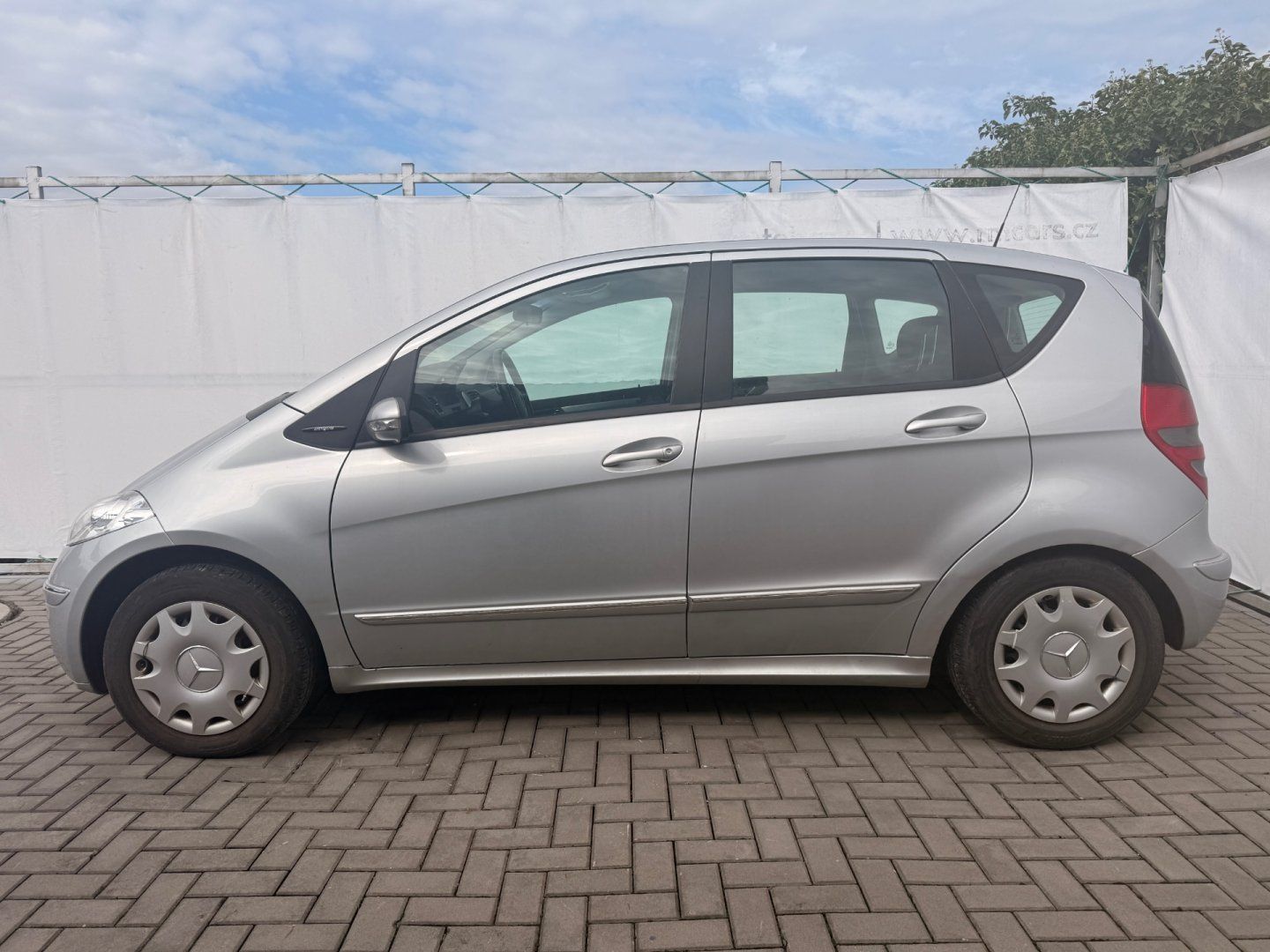 Mercedes-Benz Třídy A, 1,7 85kW*KLIMA*VYHŘ. SEDADLA* - fotka 3