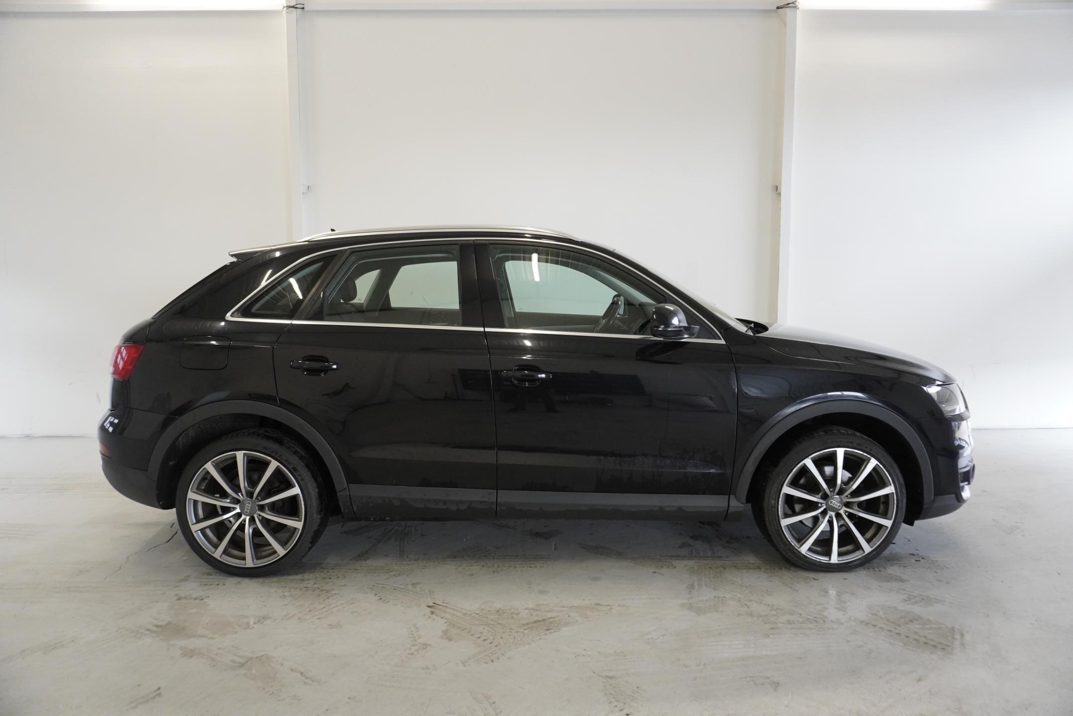 Audi Q3, 2.0 TDI 130kW QUATTRO S-TRONIC - fotka 4