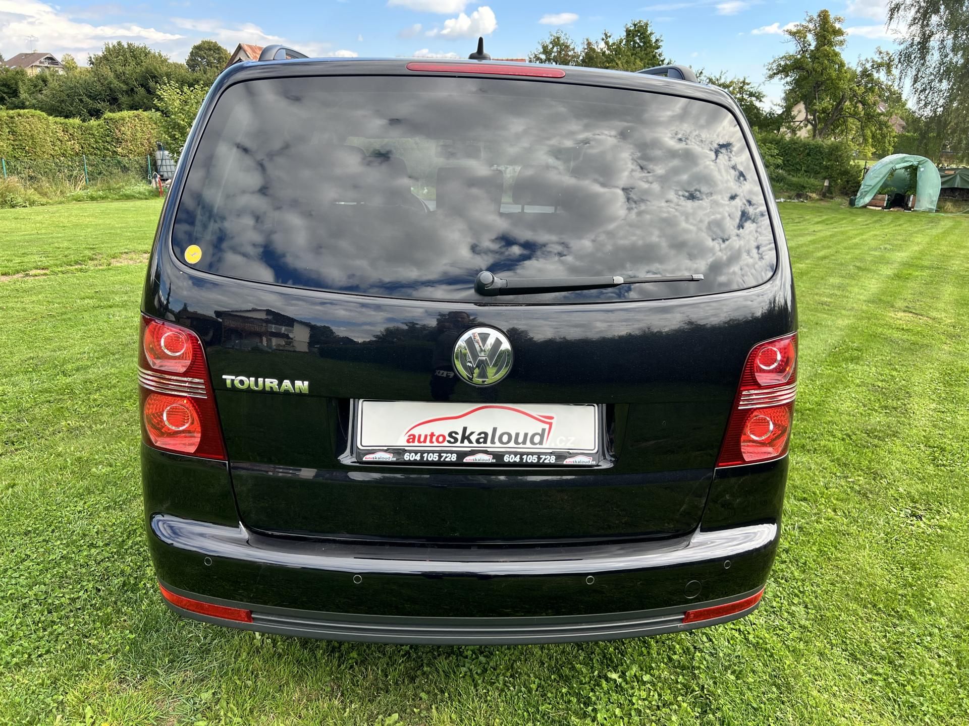 Volkswagen Touran, 1.6 MPI 75KW,7MÍST,DIGI,NAVI - fotka 6