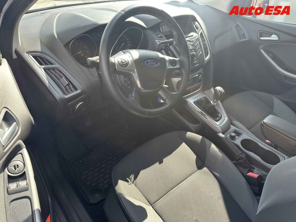 Ford Focus, 1.0 EB,ČR - fotka 3