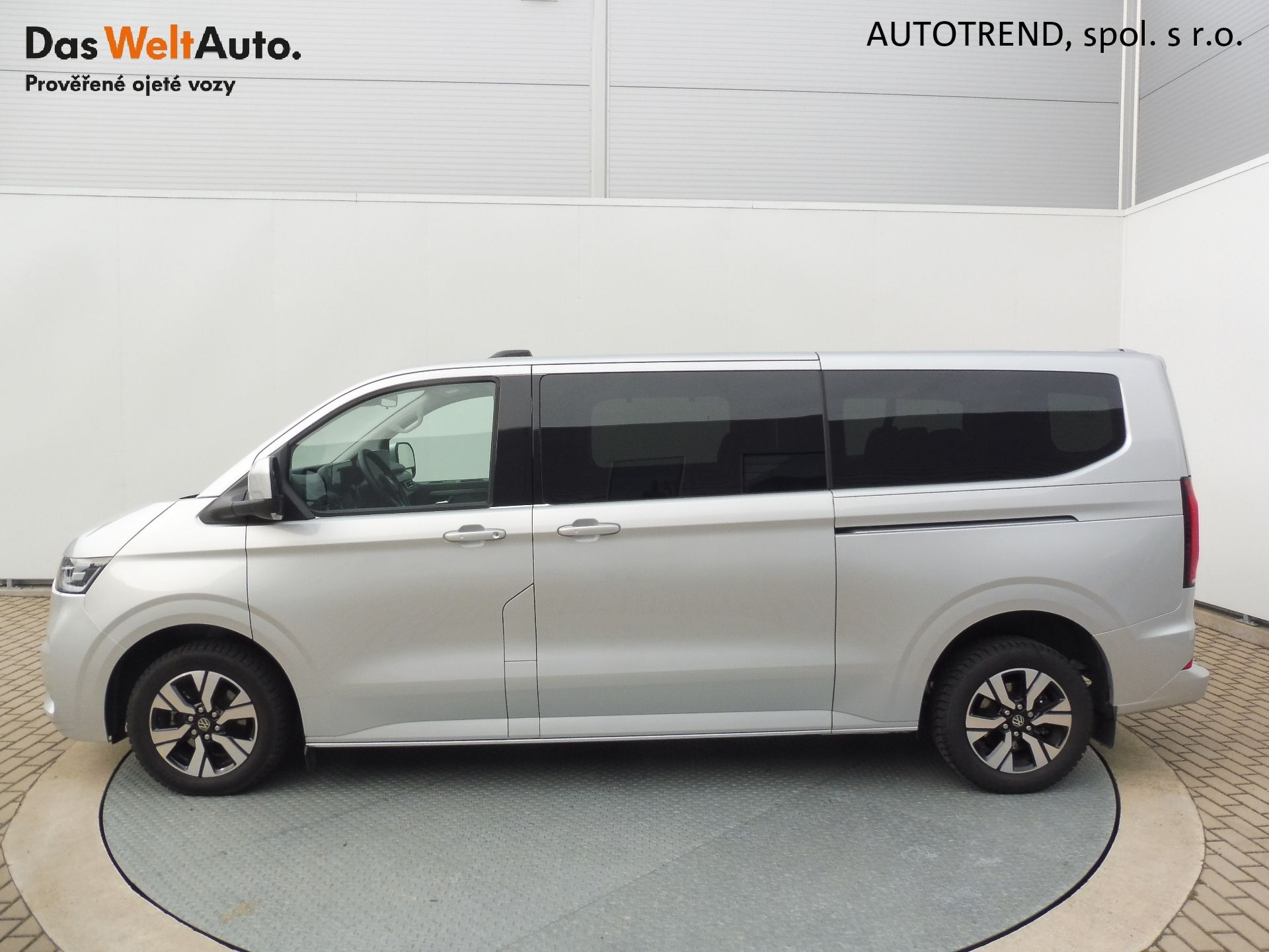 Volkswagen Caravelle, Style DR 2,0 TDI 125kW 8AUT 4M - fotka 3