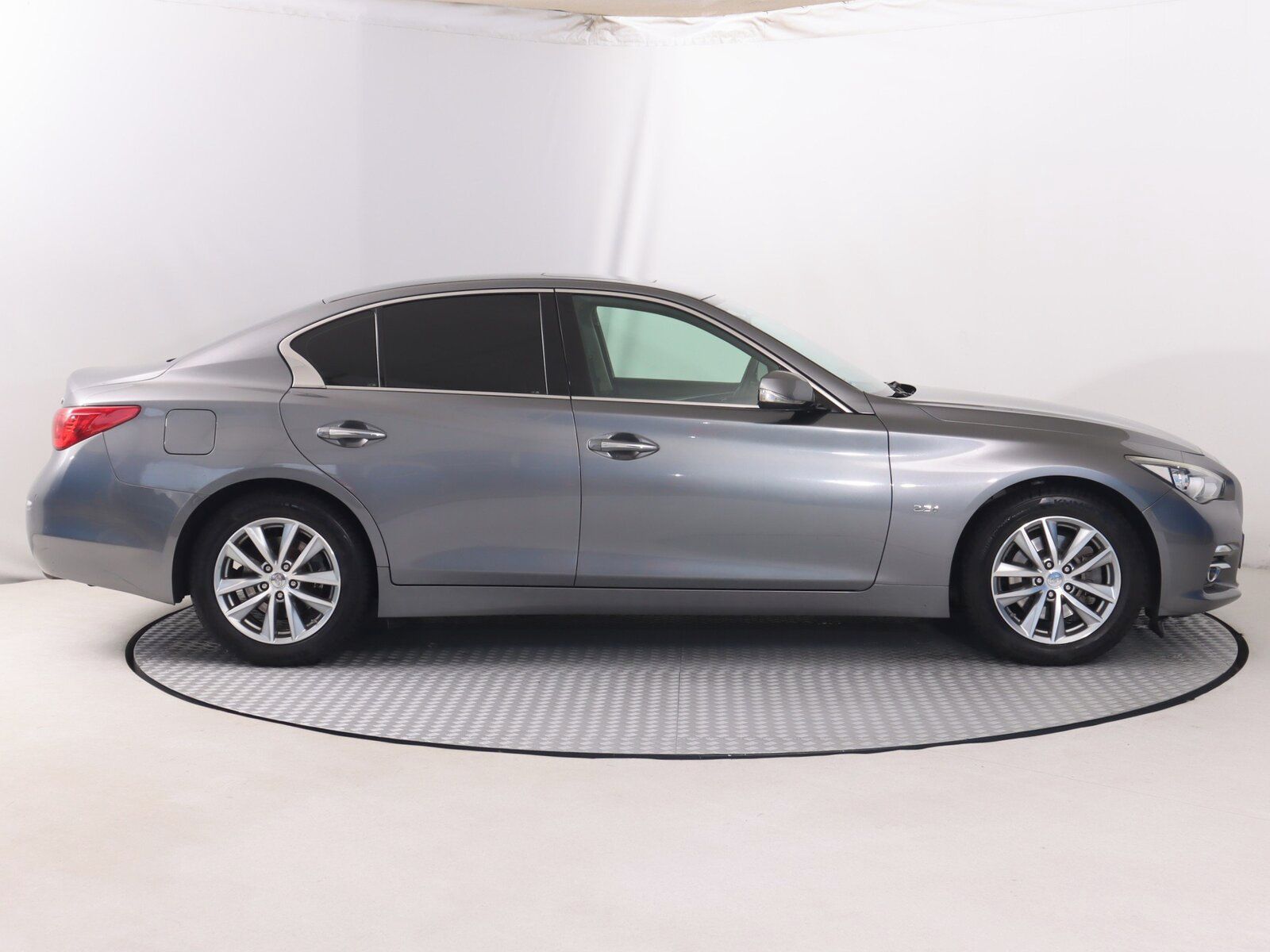 Infiniti Q50, 2.2 d, Automat - fotka 6