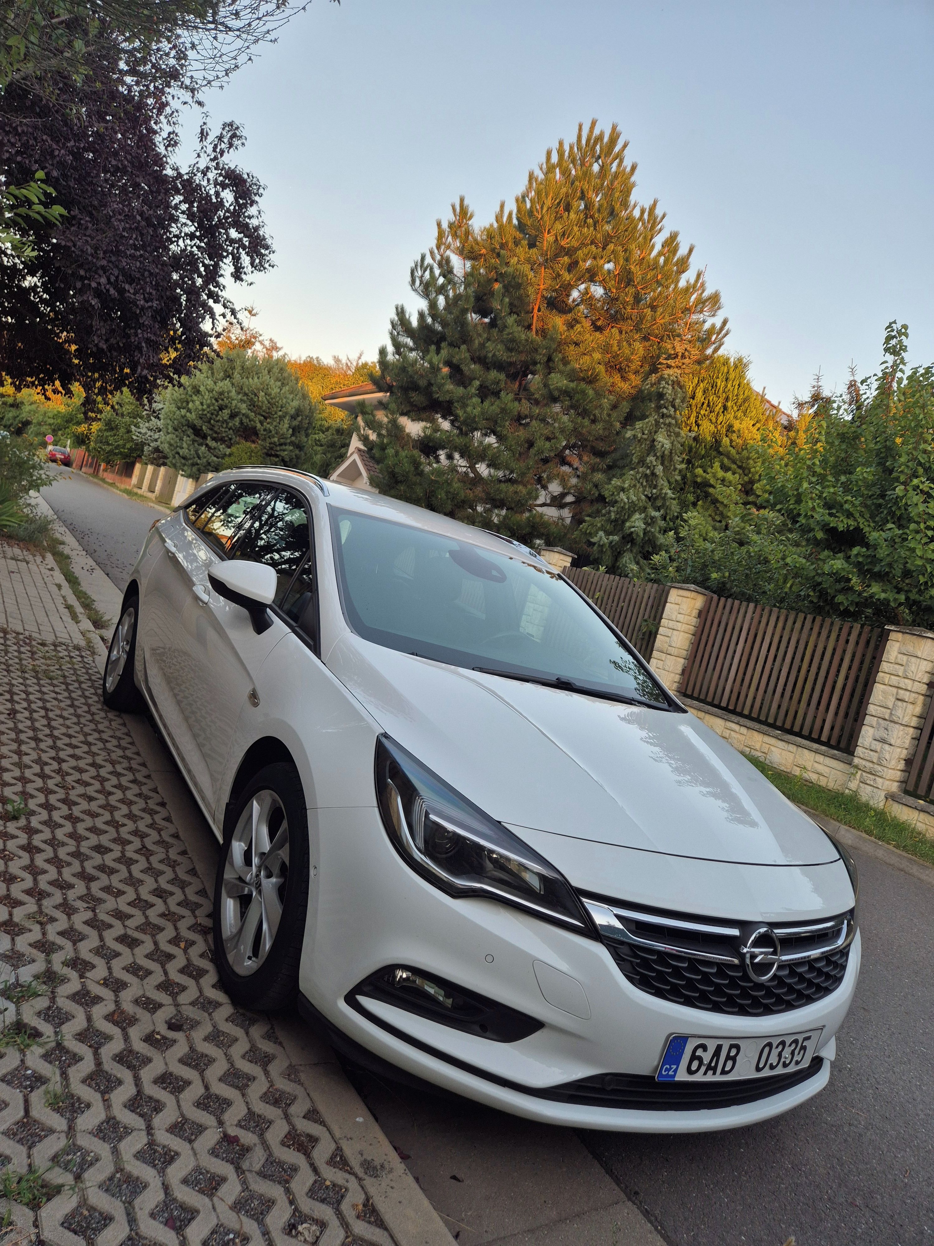 Opel Astra - fotka 4