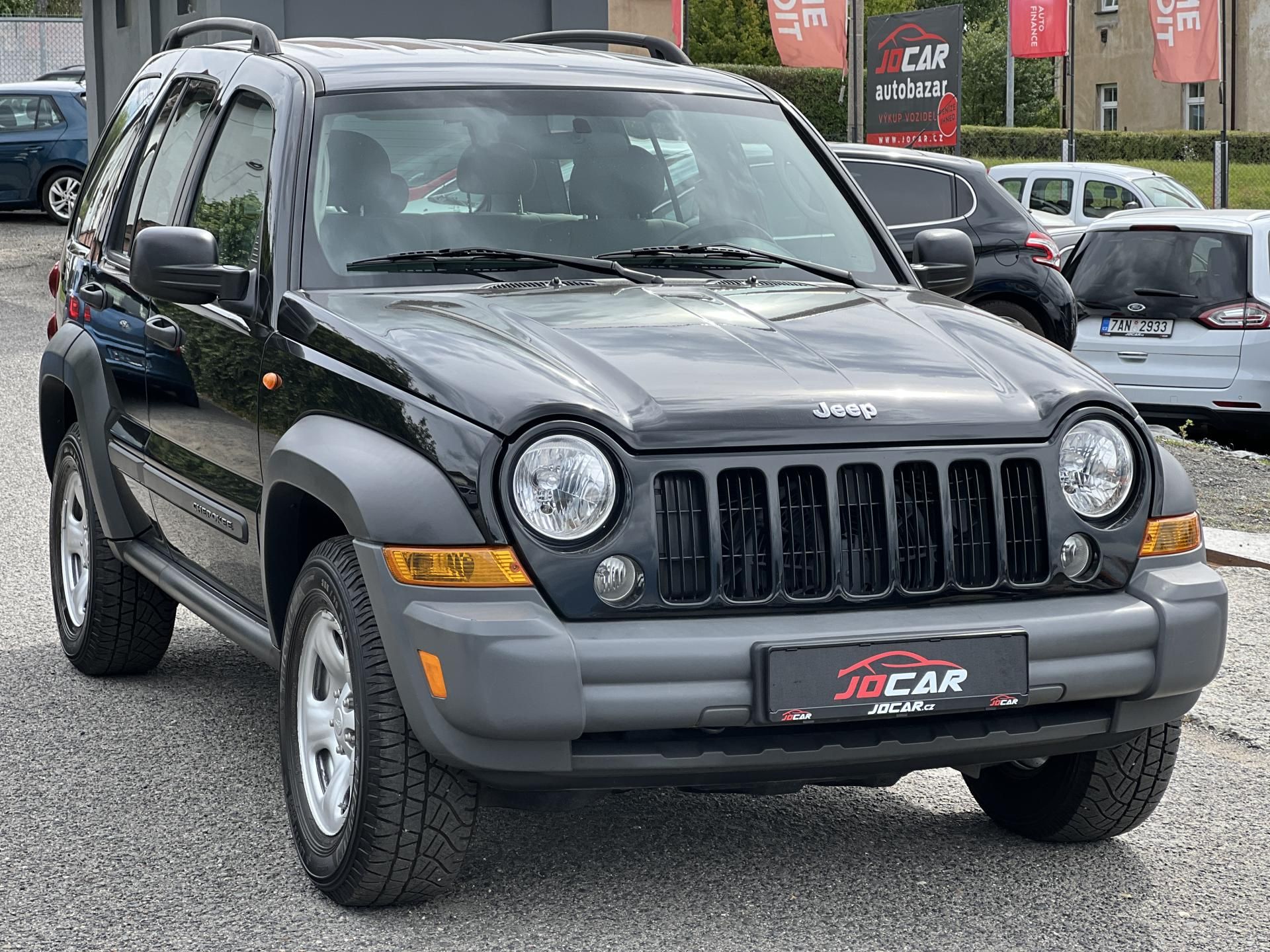 Jeep Cherokee, 2.8CRD 4x4 MANUÁL 6 R.ST. - fotka 3