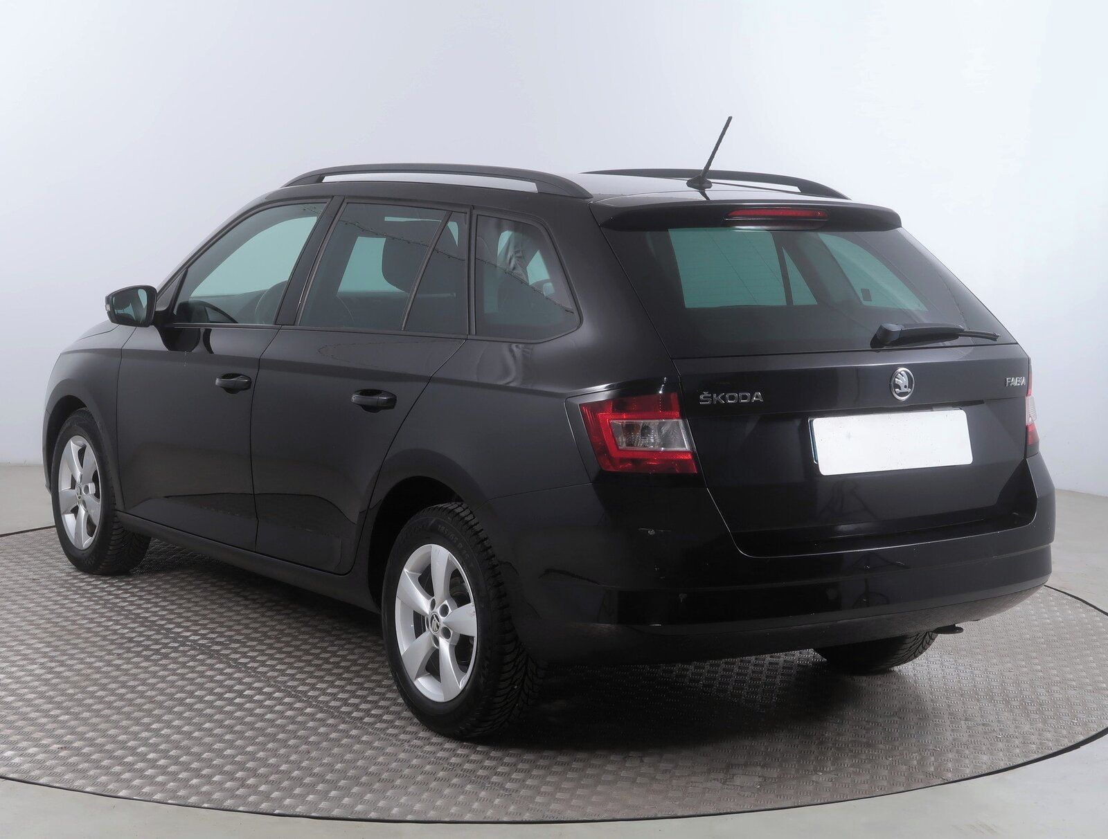 Škoda Fabia, 1.4 TDI, Automat - fotka 4