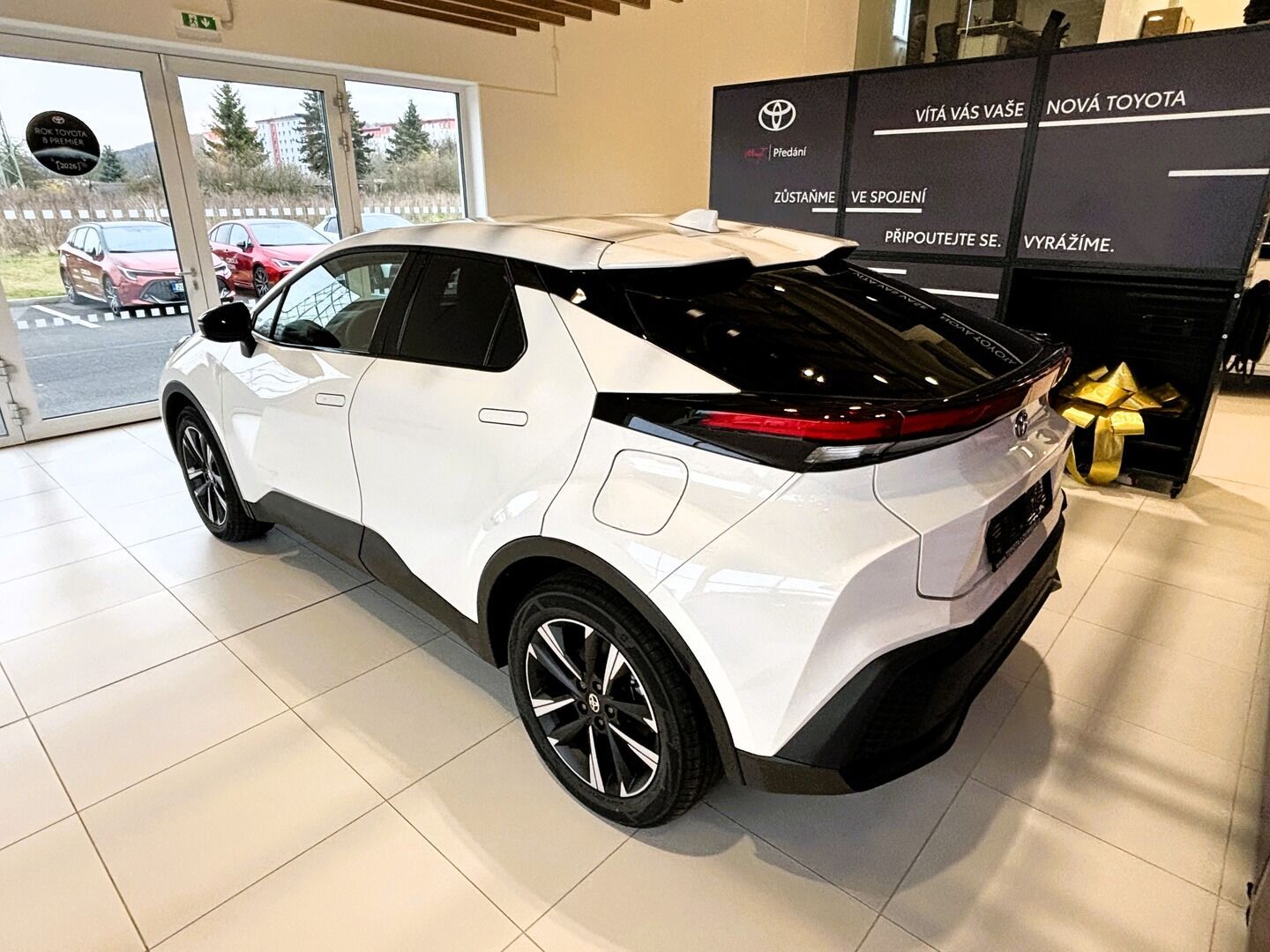 Toyota C-HR, 2,0 Style PHEV - fotka 5
