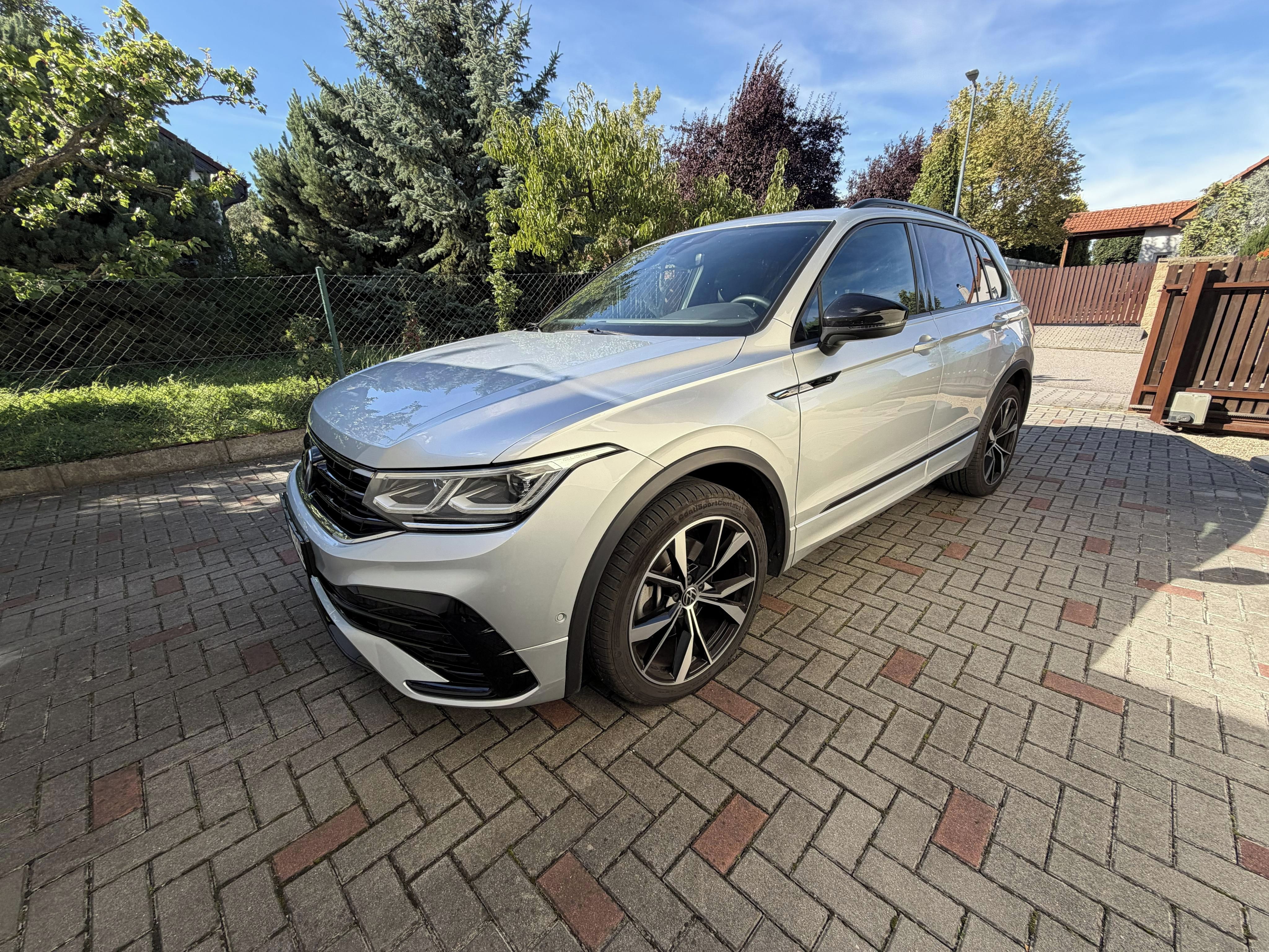 Volkswagen Tiguan, R-Line,Tažné,N.Topení,Top stav