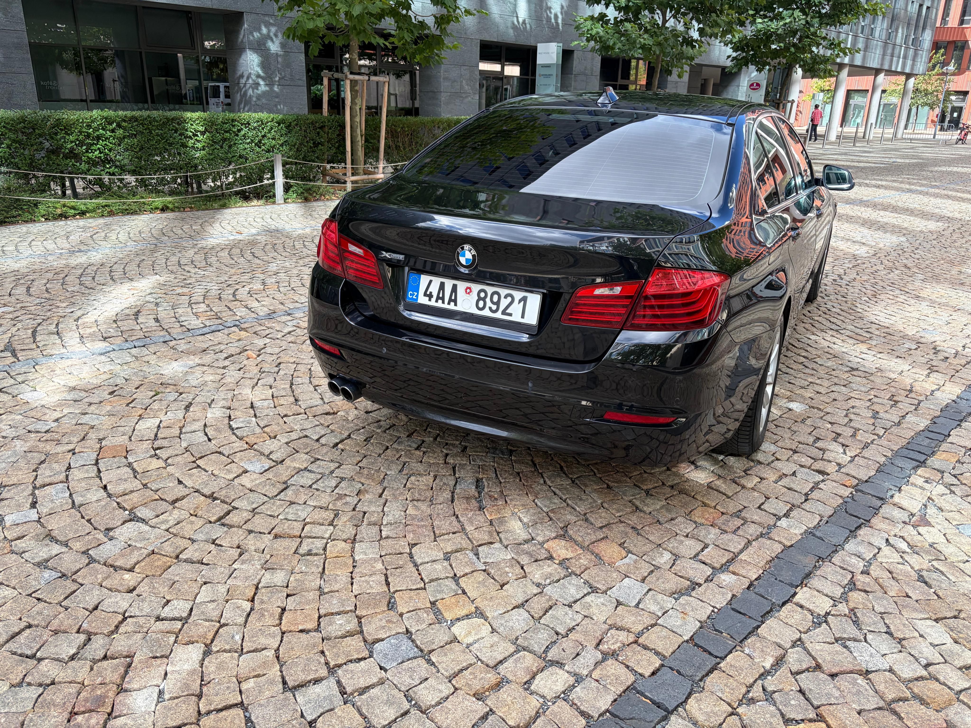 BMW Řada 5, BMW 520d X-DRIVE 2013 koupeno - fotka 3