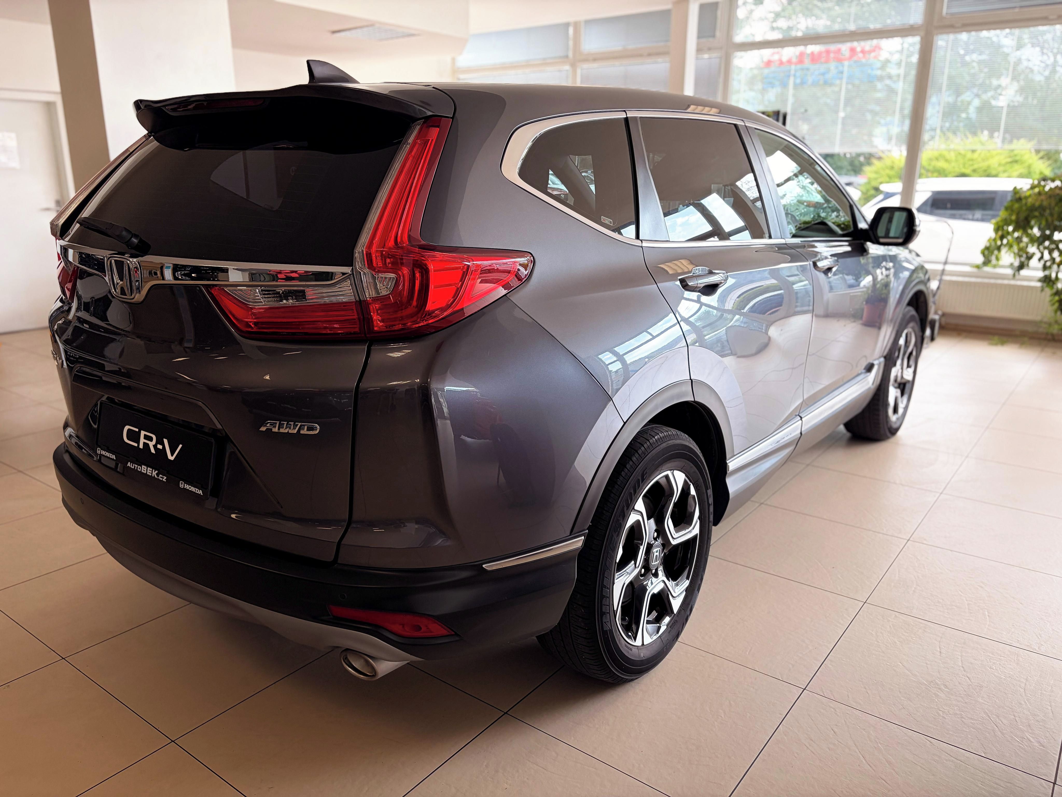 Honda CR-V, 1,5 Turbo 6MT Elegance AWD - fotka 6