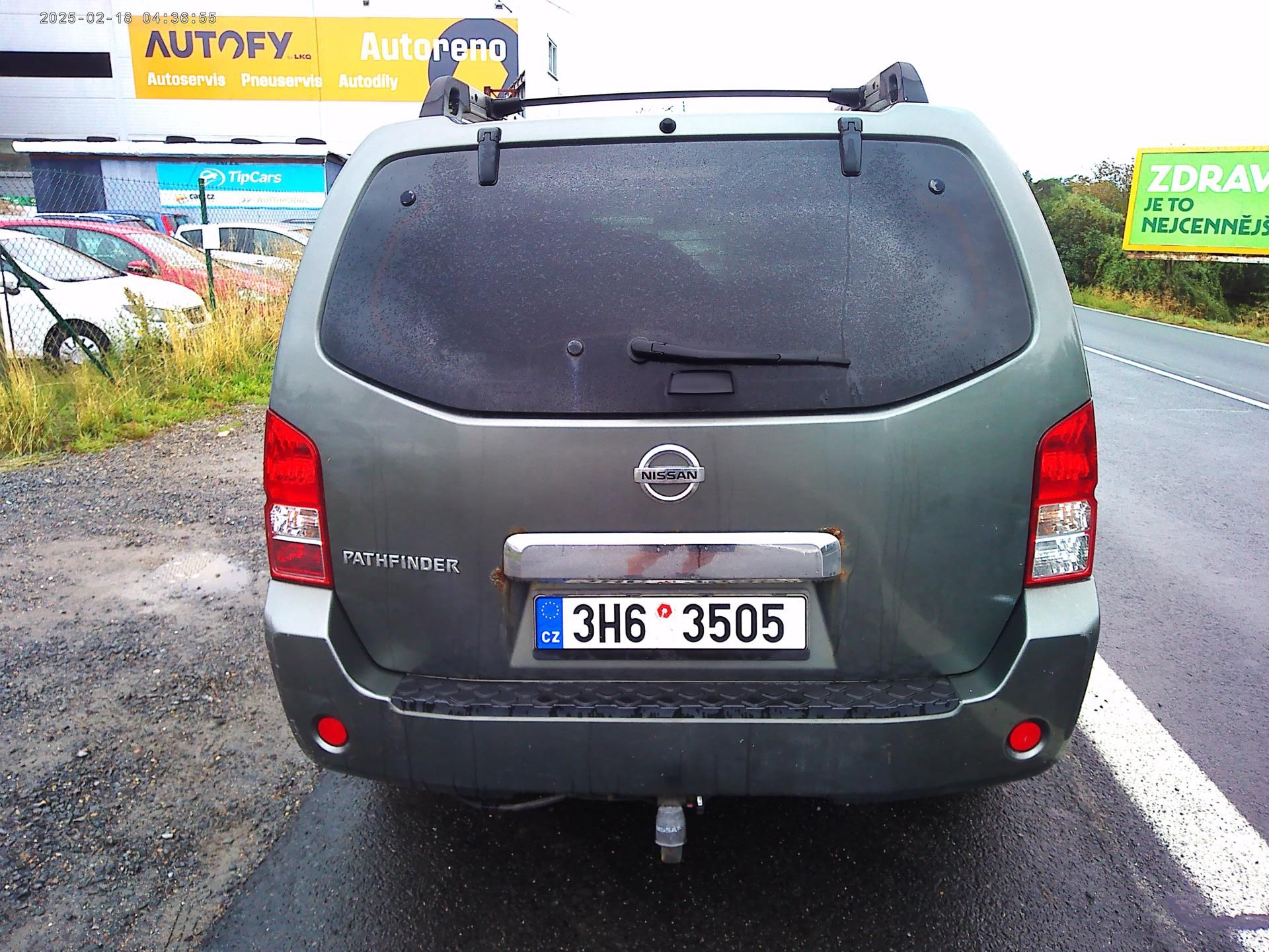 Nissan Pathfinder, 2.5 DCi, 126 kW, klima, tažné - fotka 4