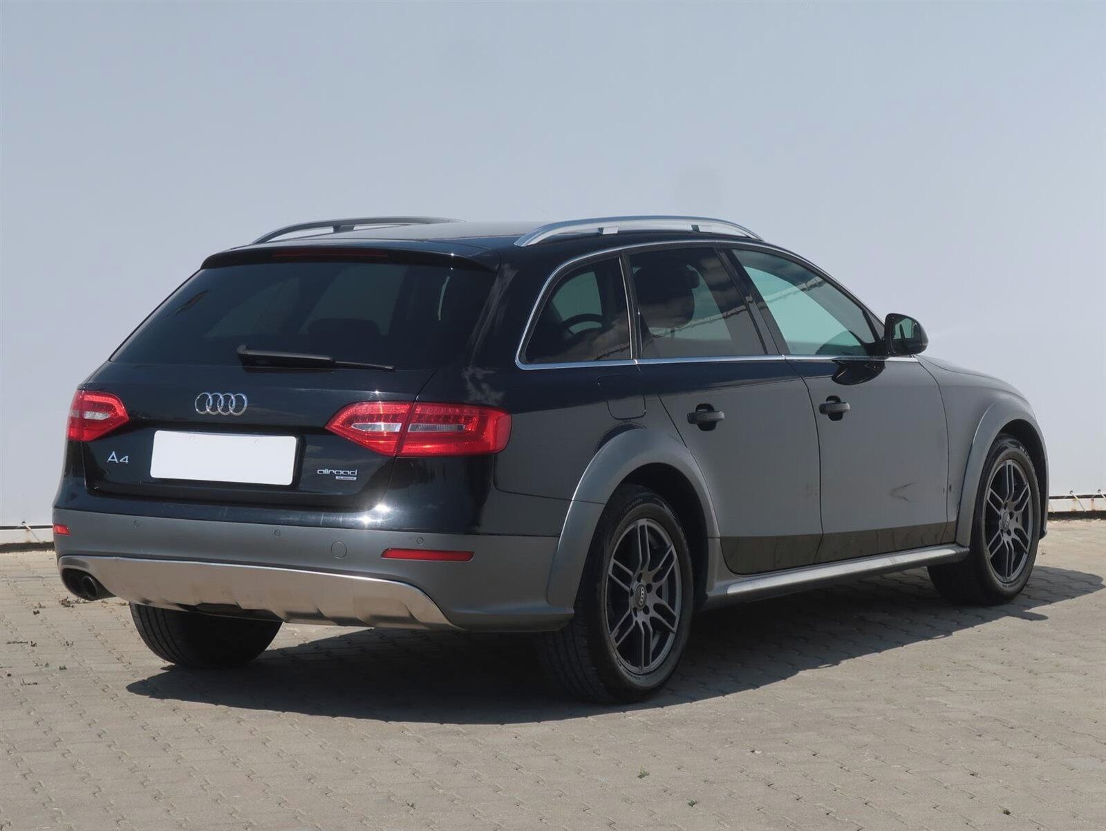 Audi A4 allroad, 2.0 TDI, 4X4, Automat - fotka 5