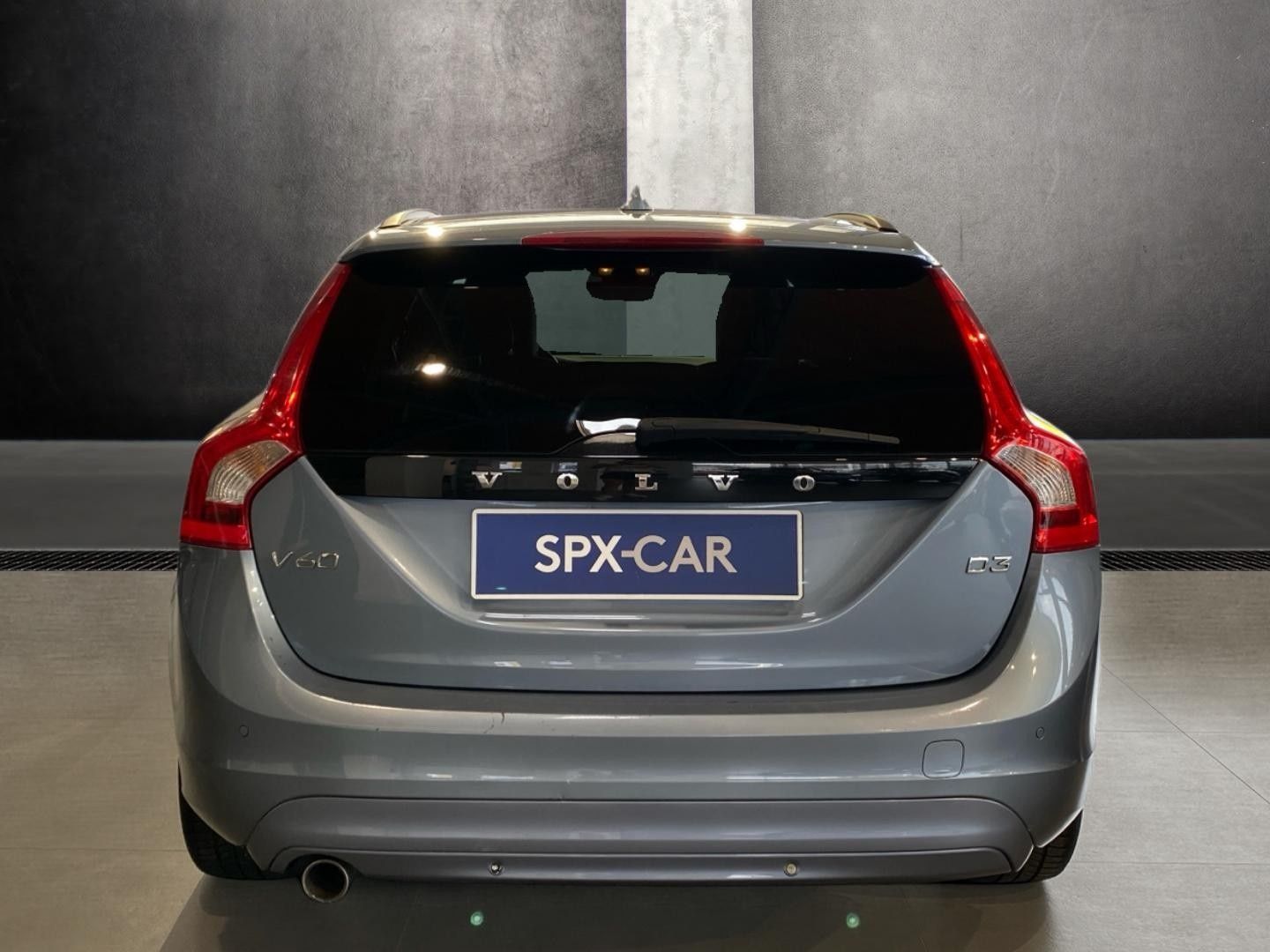 Volvo V60, D3 SUMMUM - fotka 4