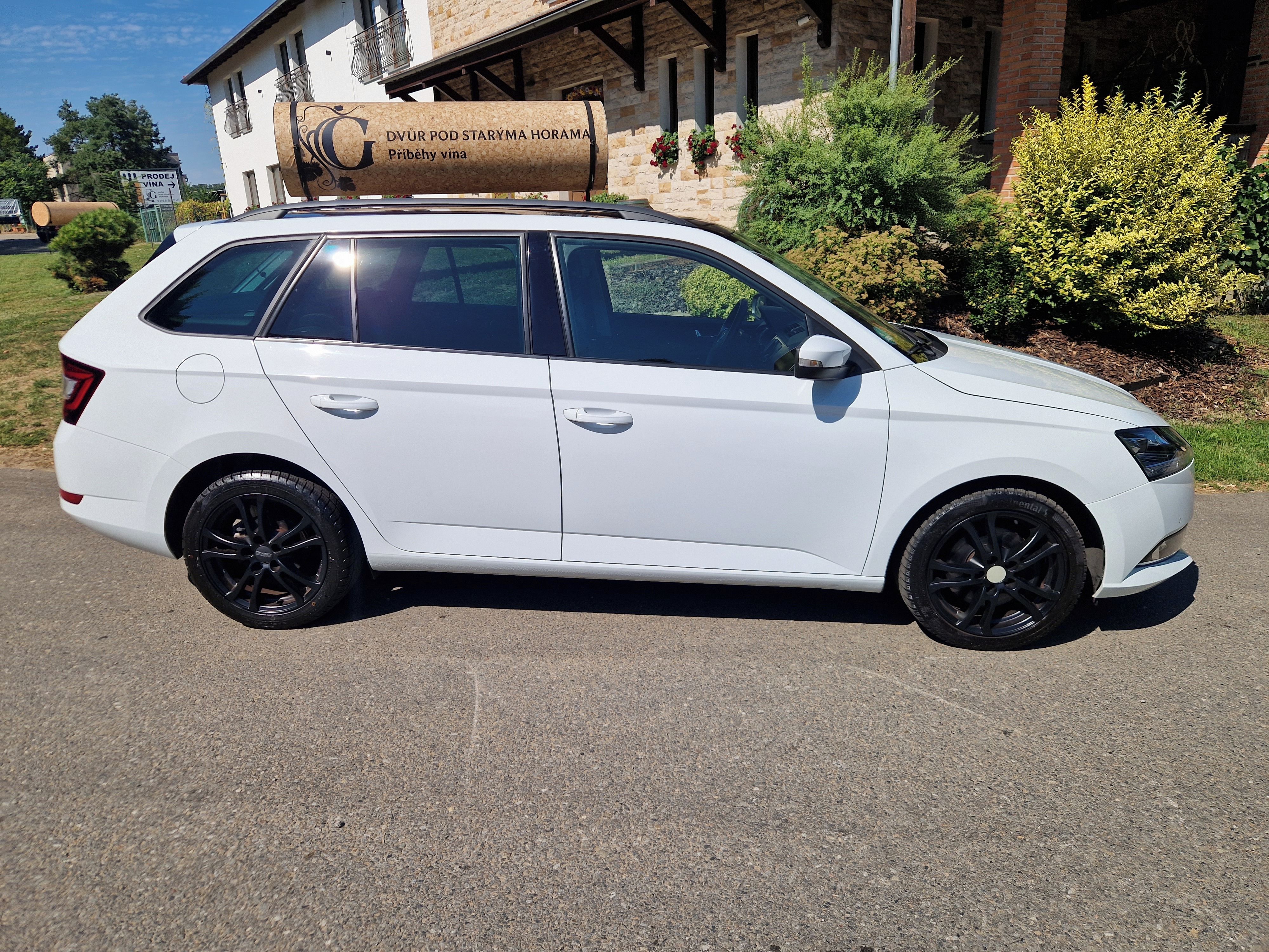 Škoda Fabia, 3 Combi 1,0 TSI 70 KW, DSG - fotka 3