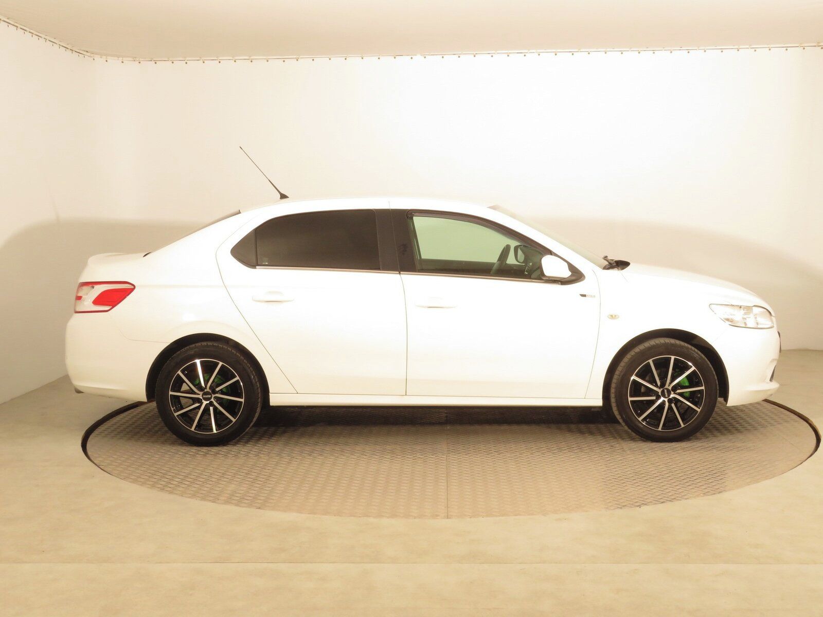 Peugeot 301, 1.6 VTi, Serv.kniha - fotka 6