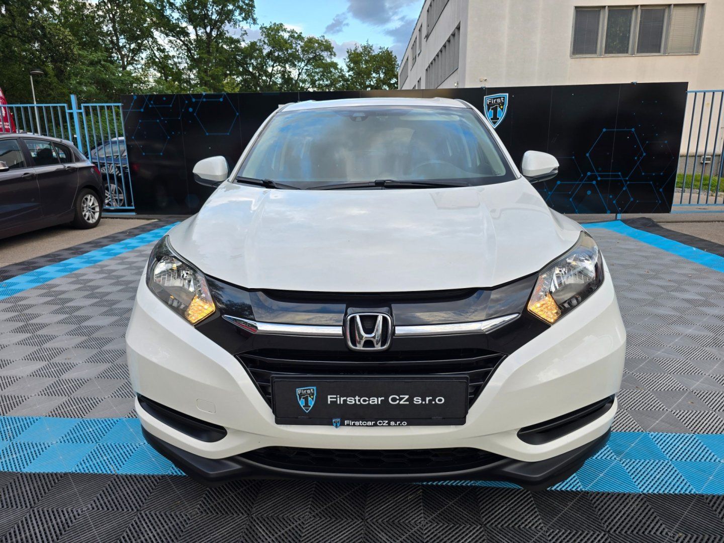 Honda HR-V, 1.6 i-DTEC/88KW/ČR/1.MAJ/DPH - fotka 2