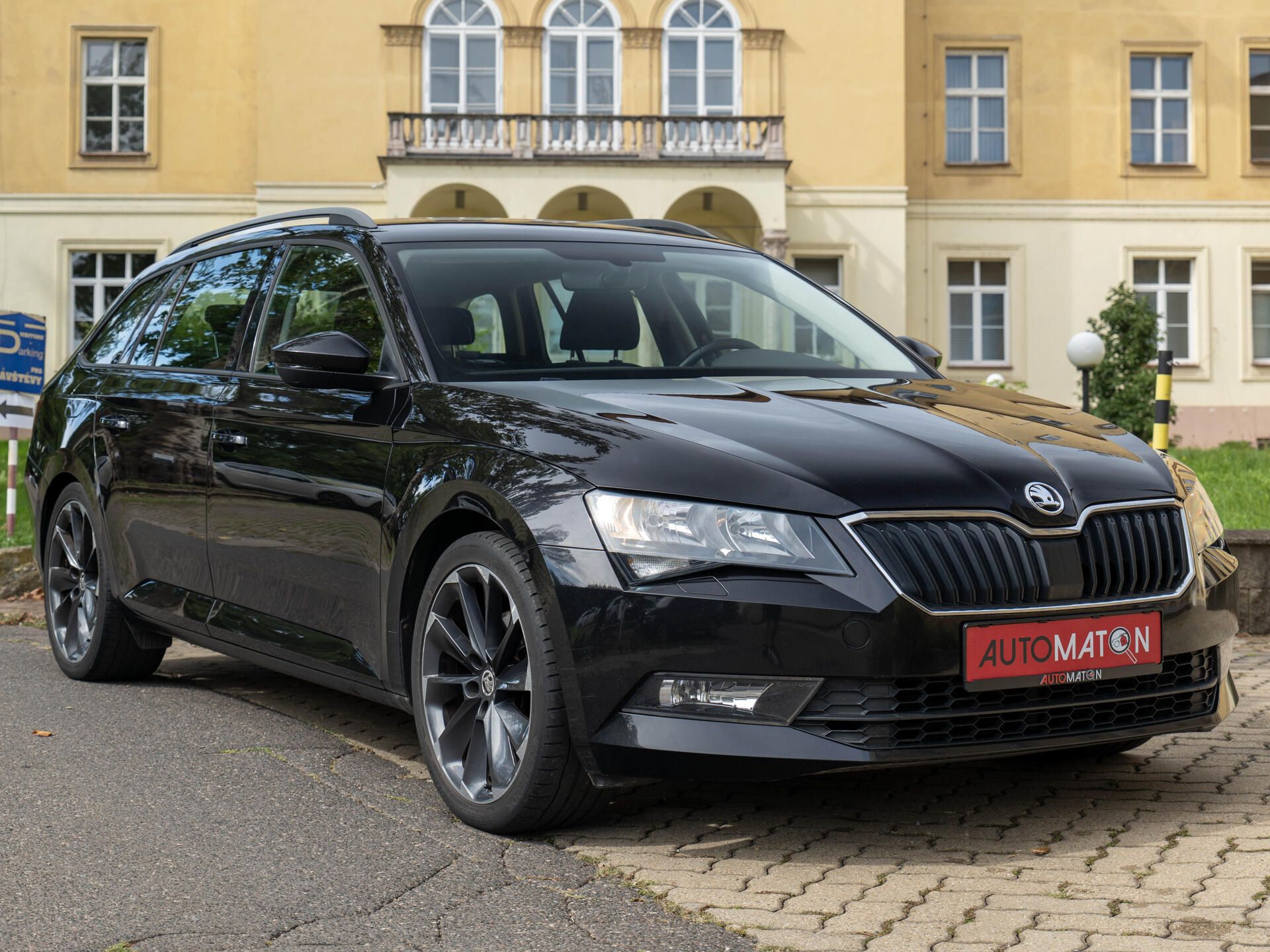 Škoda Superb, 1.4 TSI DAB 19 Tažné - fotka 3