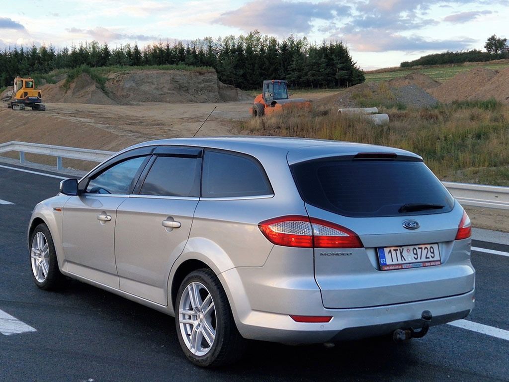 Ford Mondeo, 2.0 TDCI  STK na 2 roky - fotka 5