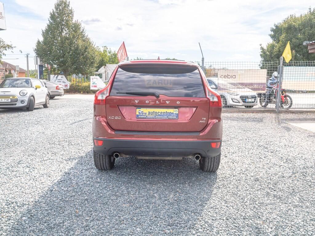 Volvo XC60, T6 AWD SUMMUM - fotka 6