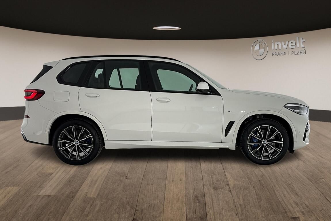 BMW X5, xDrive40i - fotka 2