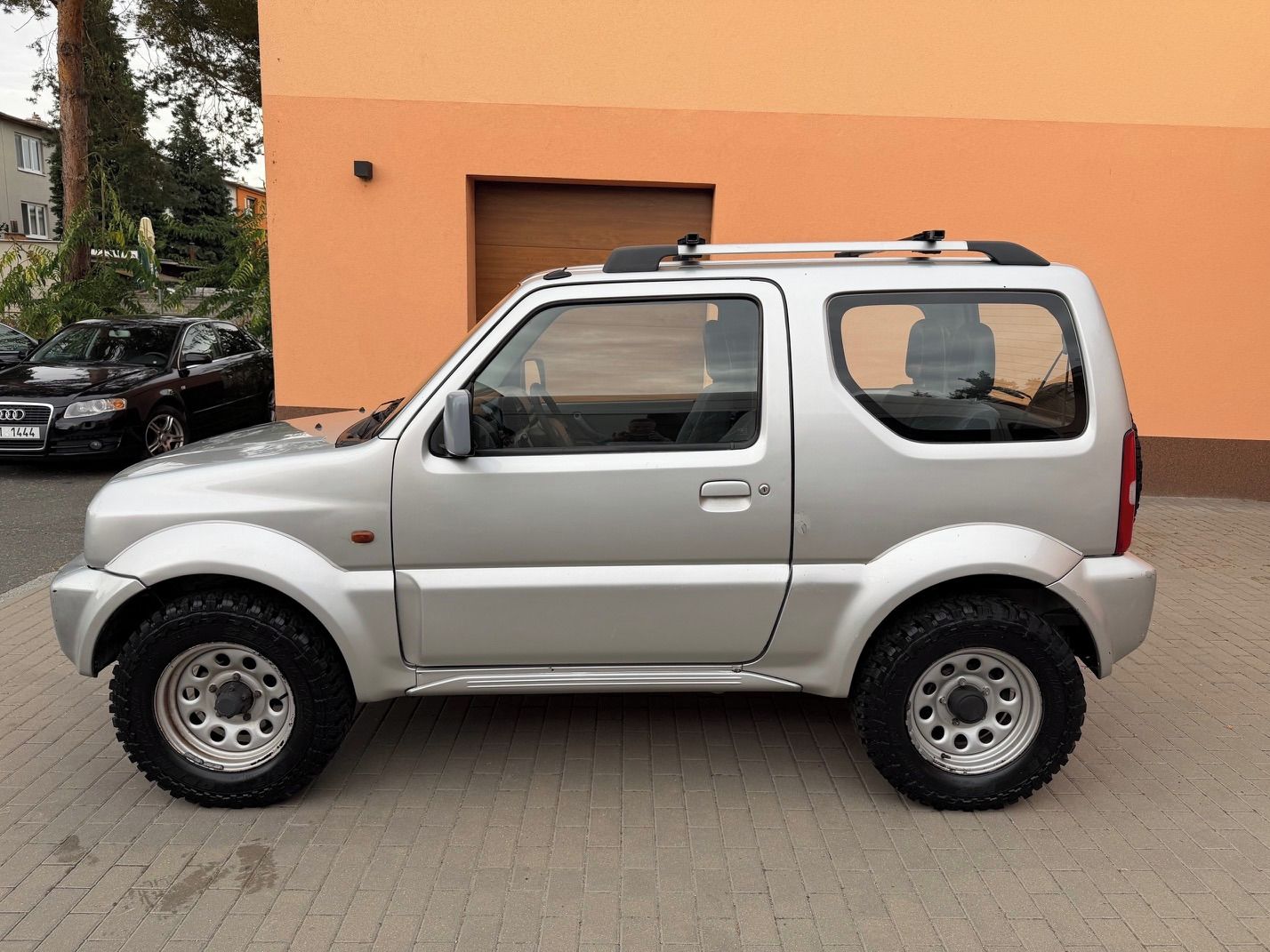 Suzuki Jimny, 1.3 16V + LPG, BEZ KOROZE - fotka 3