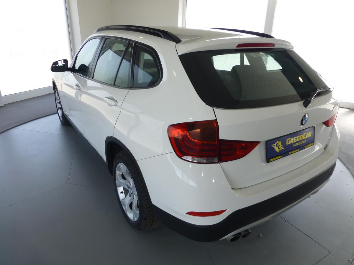 BMW X1, 2,0D*X-DRIVE**NAVI*ALU**XENONY - fotka 6