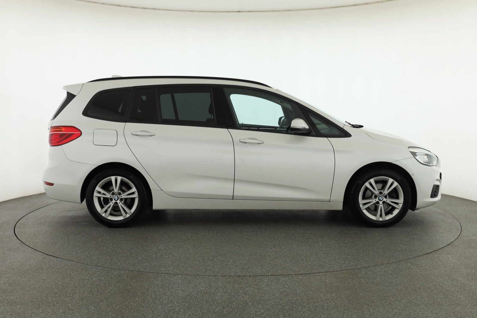 BMW Řada 2, 218d Gran Tourer, Serv.kniha - fotka 6