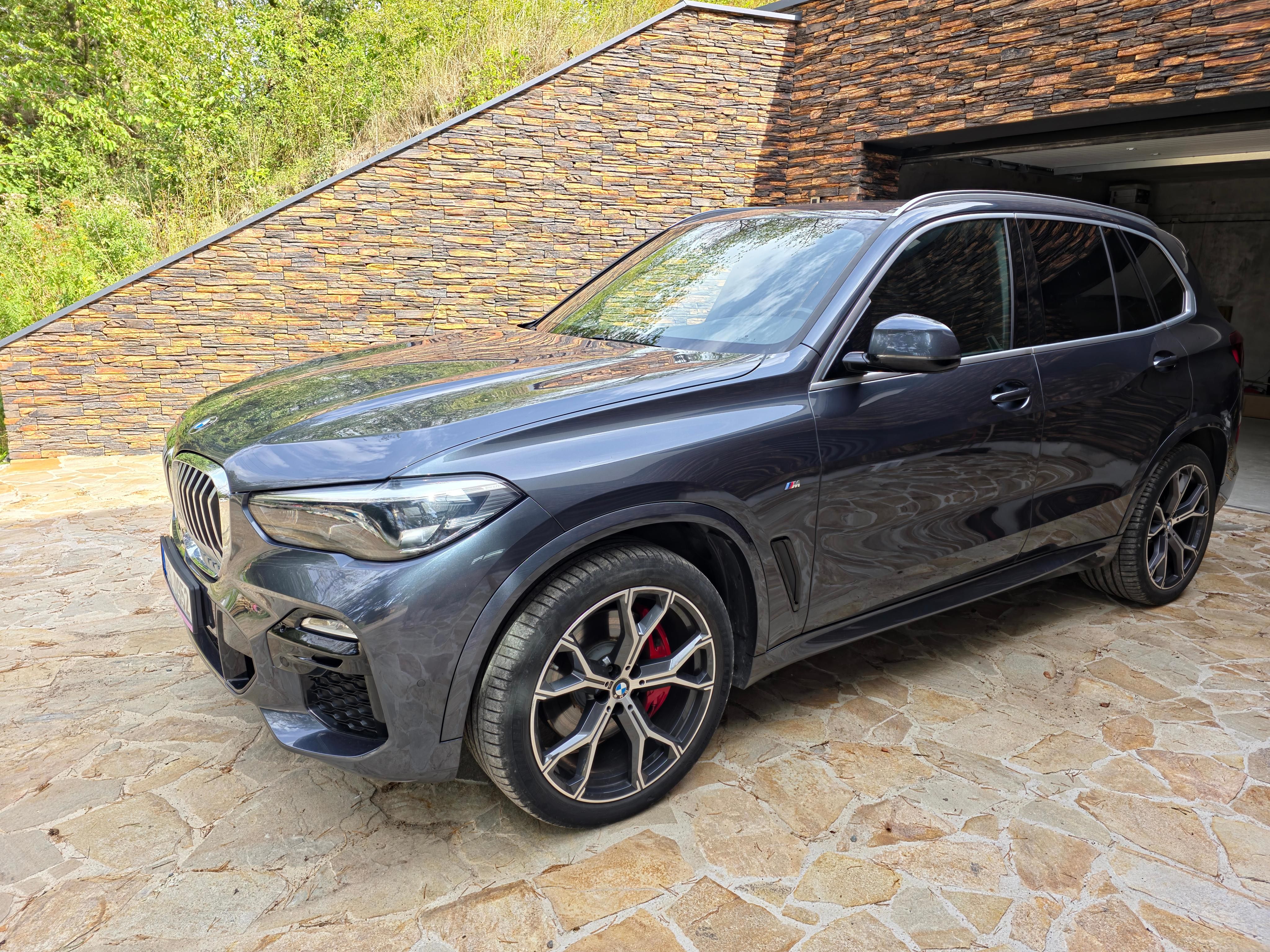 BMW X5, xDrive30d M packet - fotka 2