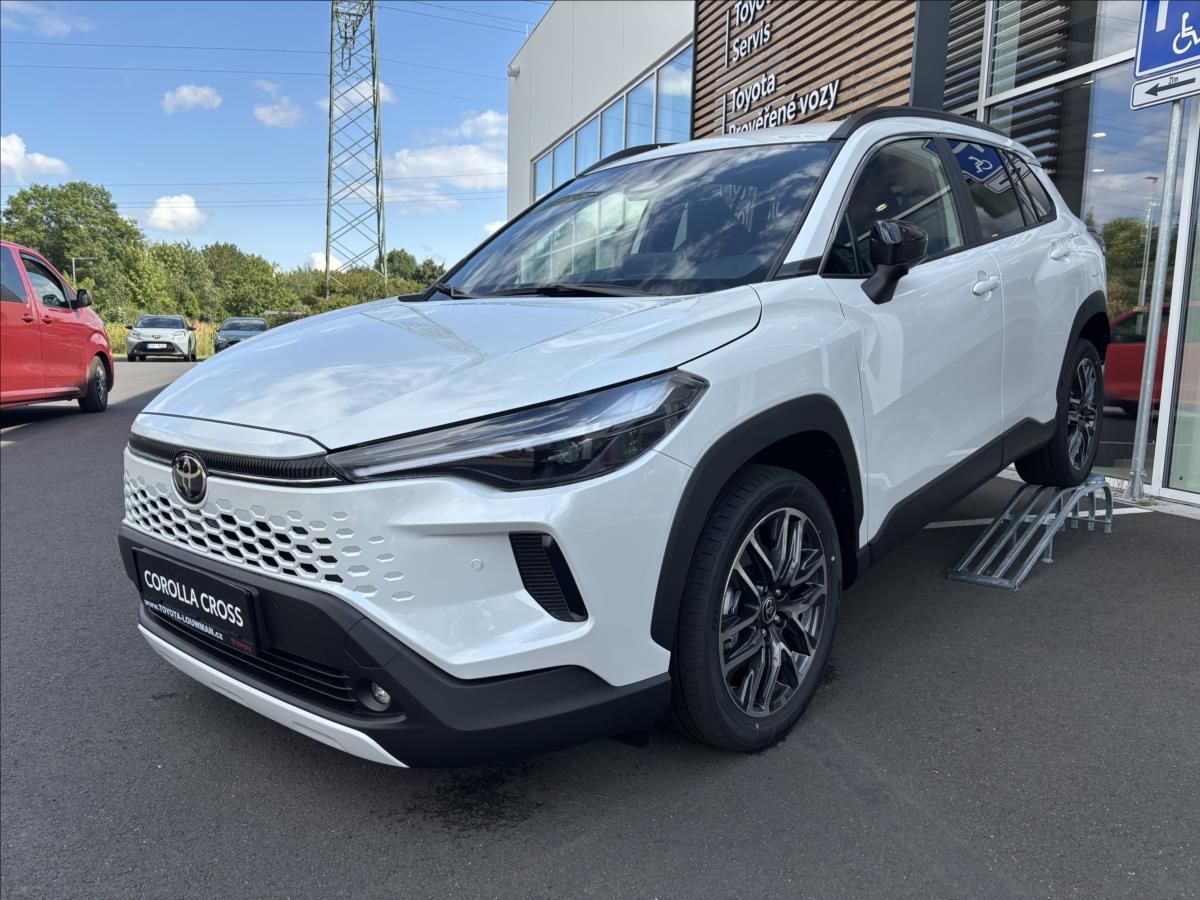 Toyota Corolla Cross, 1,8 Style - fotka 3