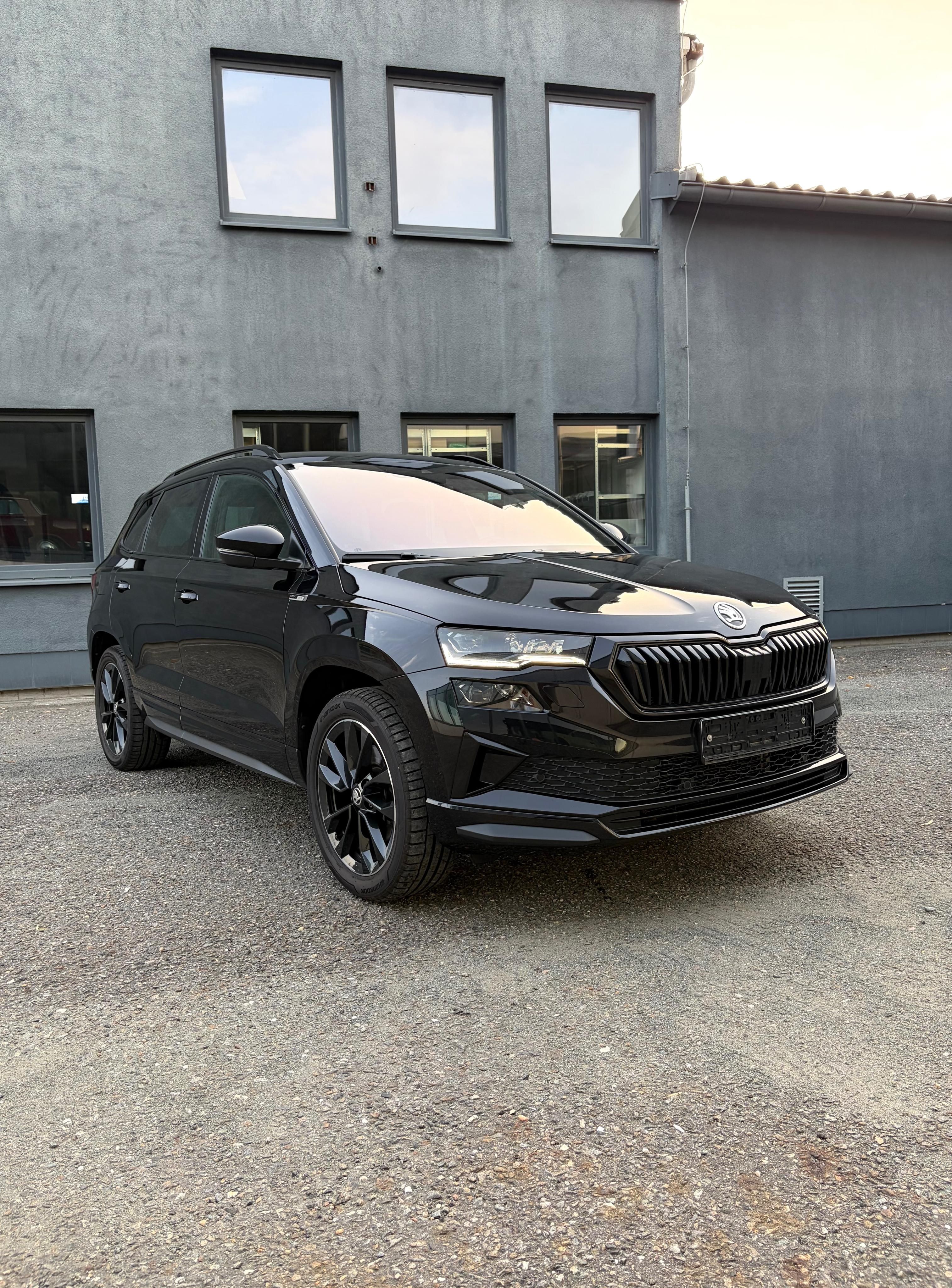 Škoda Karoq, 2.0TSI 140kw 4x4 SPORTLINE - fotka 4