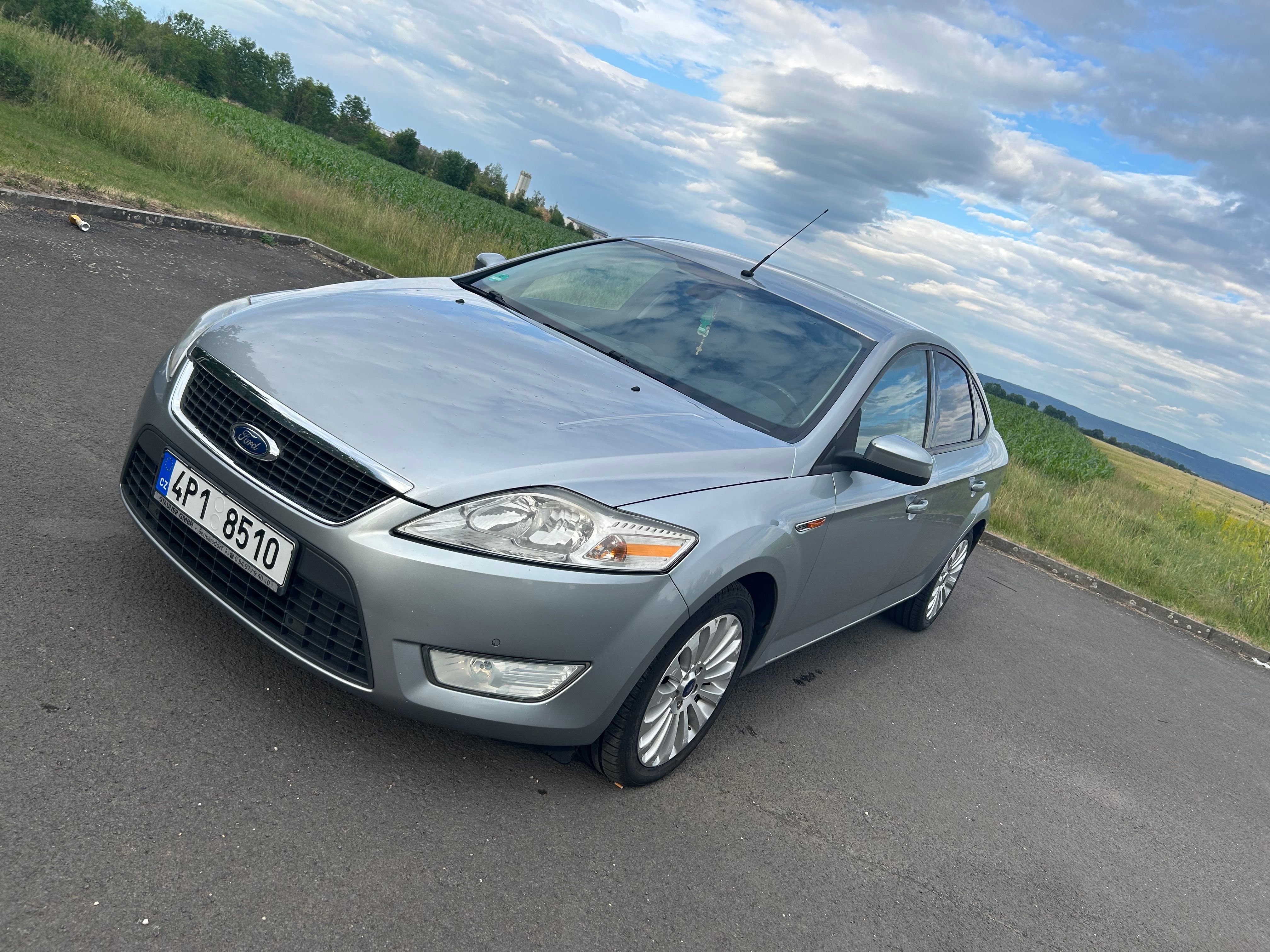 Ford Mondeo, Osobní automobil - fotka 4