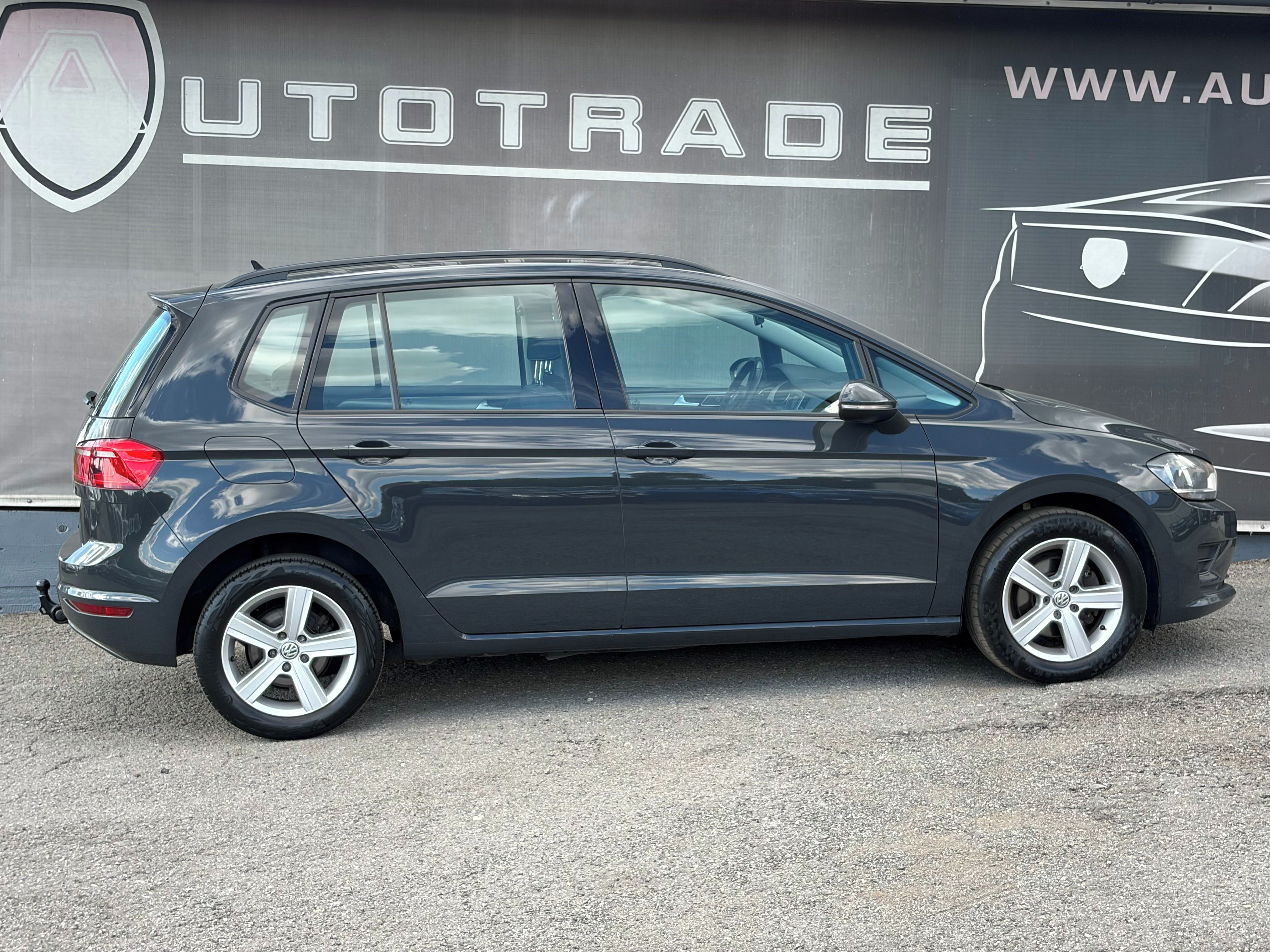 Volkswagen Golf Sportsvan, 1.6TDi 85kW, Plný Servis,Tažné - fotka 5