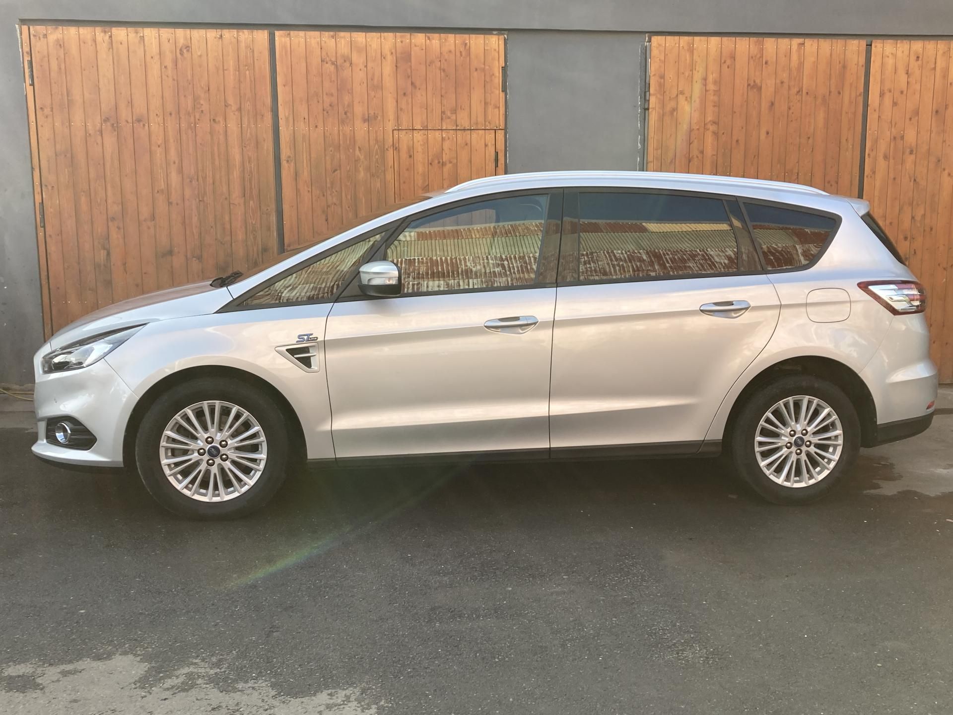 Ford S-MAX, 2.0TDCi 140kW servis Ford