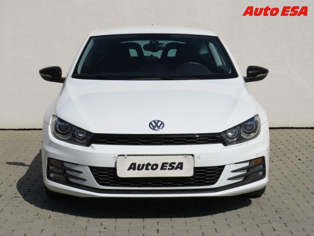Volkswagen Scirocco, 2.0 TSi,Club,bixen,navi - fotka 2