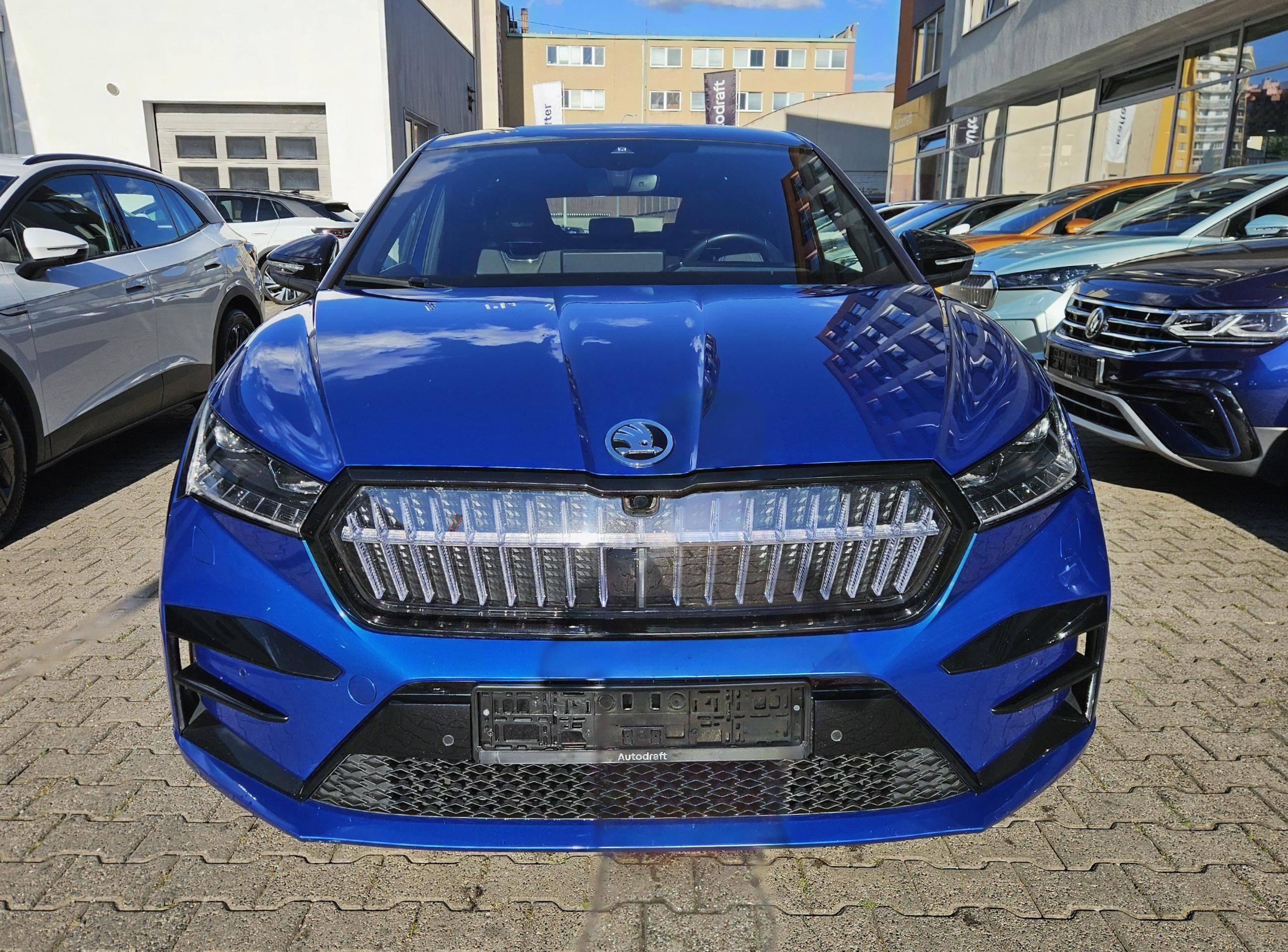 Škoda Enyaq iV, Coupé iV RS 4x4 220kW - fotka 2