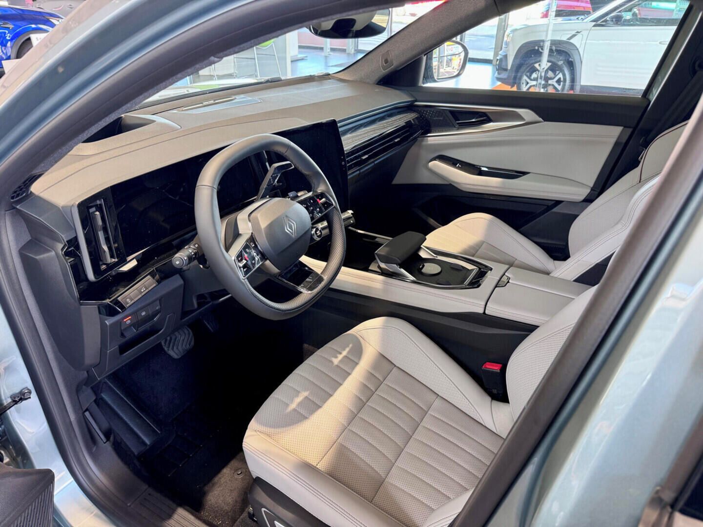 Renault Espace, Iconic Full Hybrid E-tech 200 - fotka 6