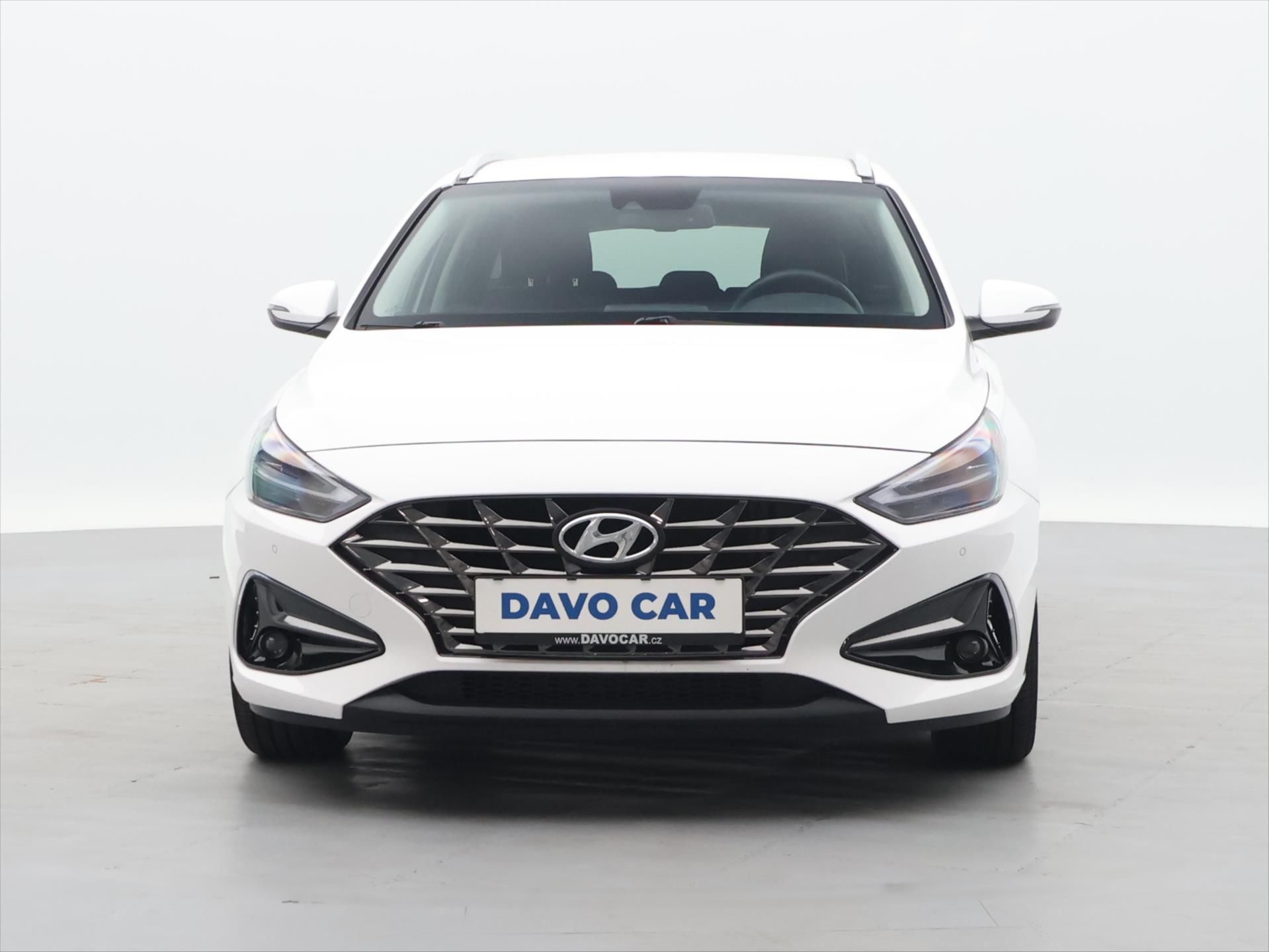 Hyundai i30, 1.0 T-Gdi 88kw Smart CZ DPH - fotka 2