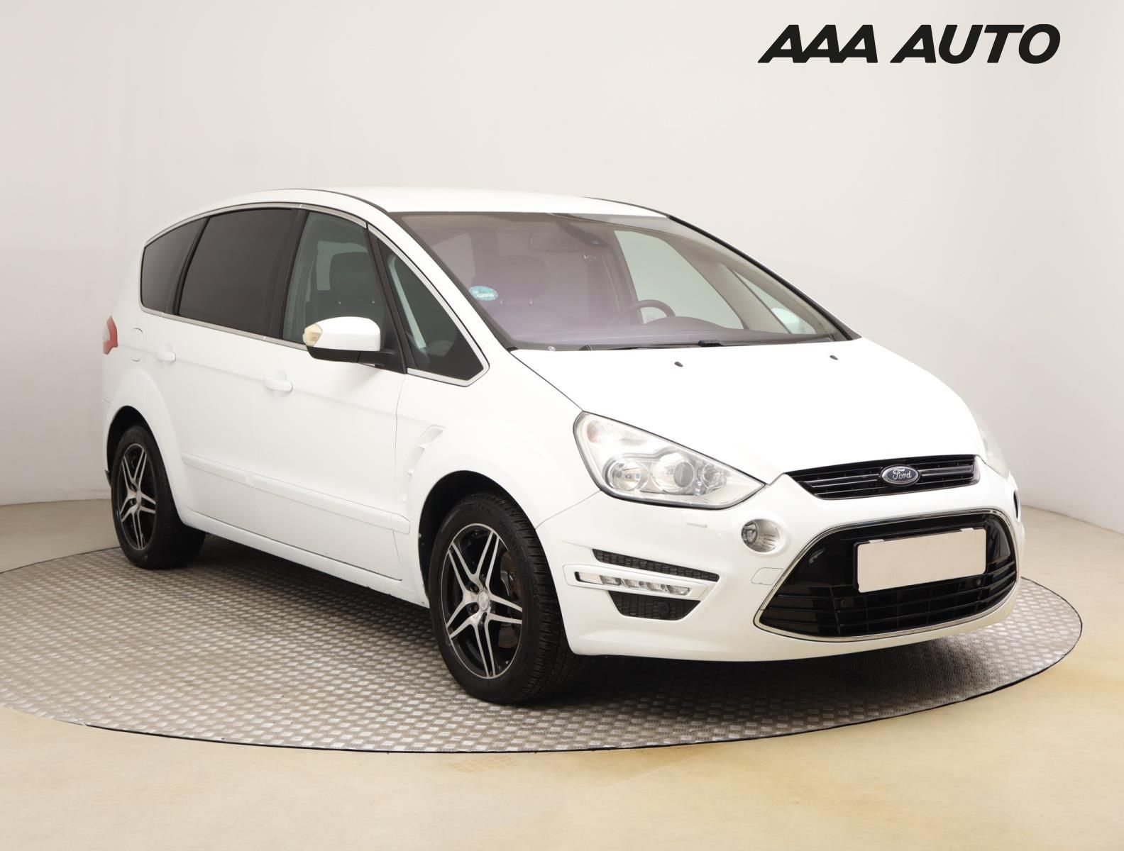 Ford S-MAX, 2.0 TDCi, 7 míst