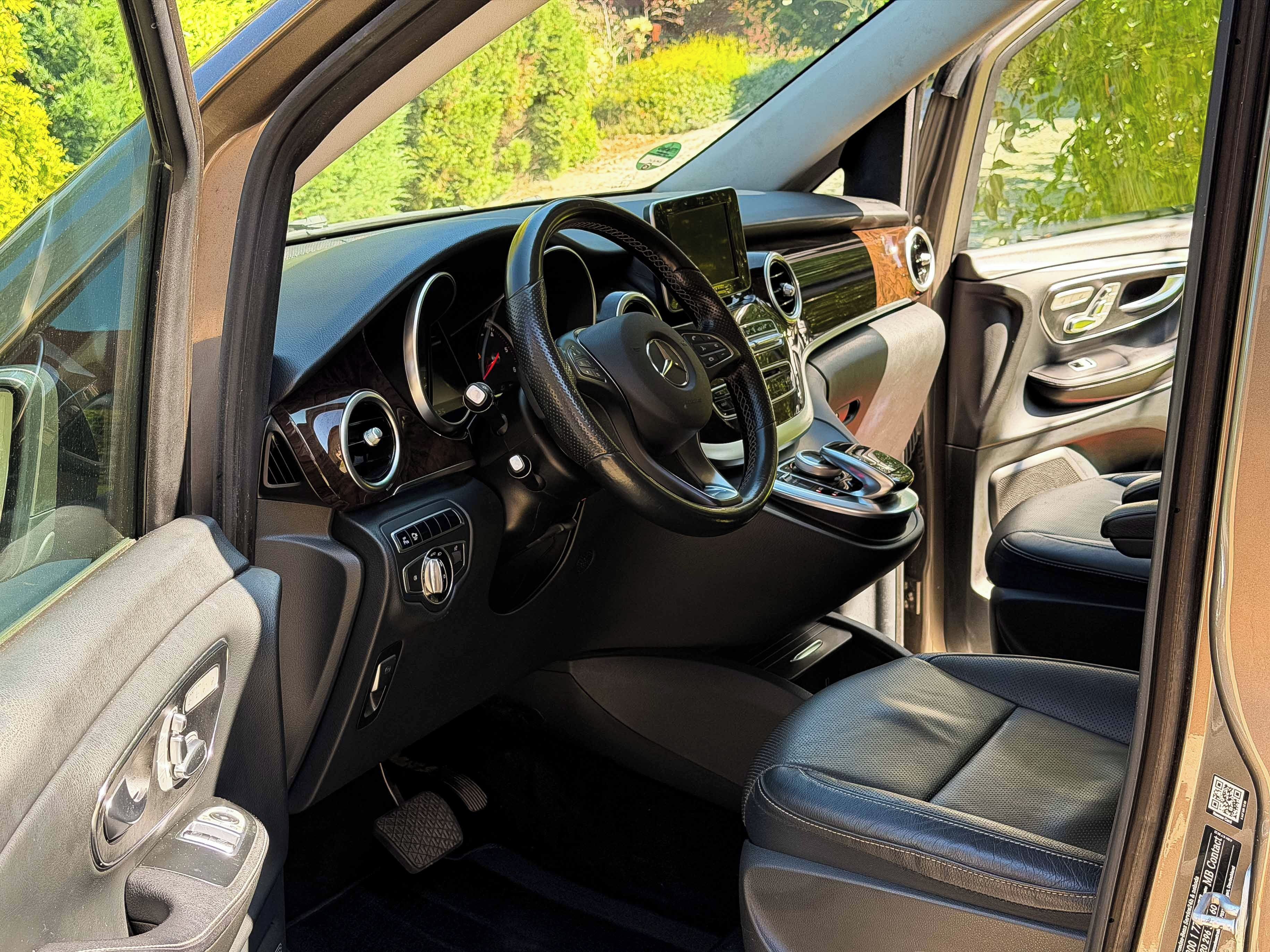 Mercedes-Benz Třídy V, Mercedes-Benz V 250 d AVANTGAR - fotka 5