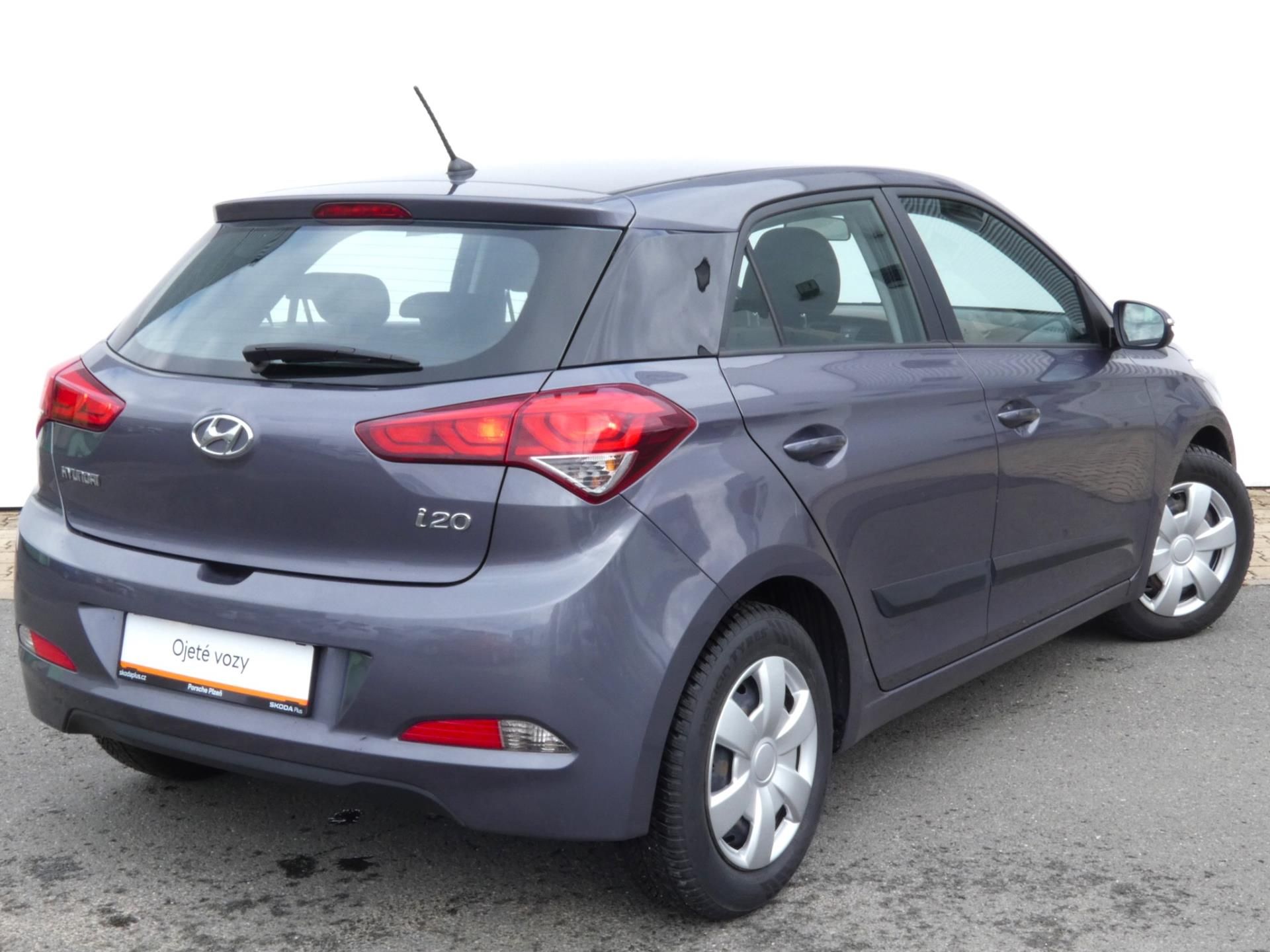Hyundai i20, 1,2 /55kW - fotka 2