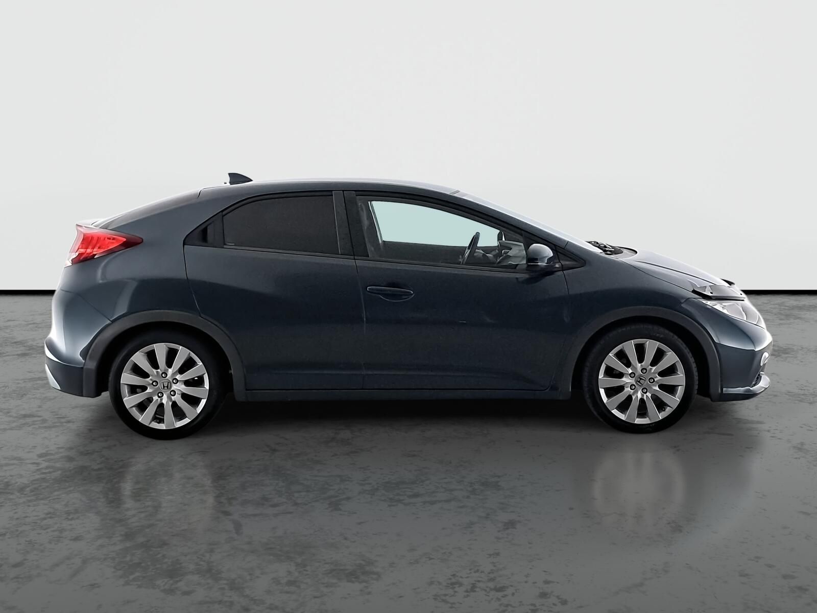 Honda Civic, 1.8 i-VTEC, Serv.kniha - fotka 6