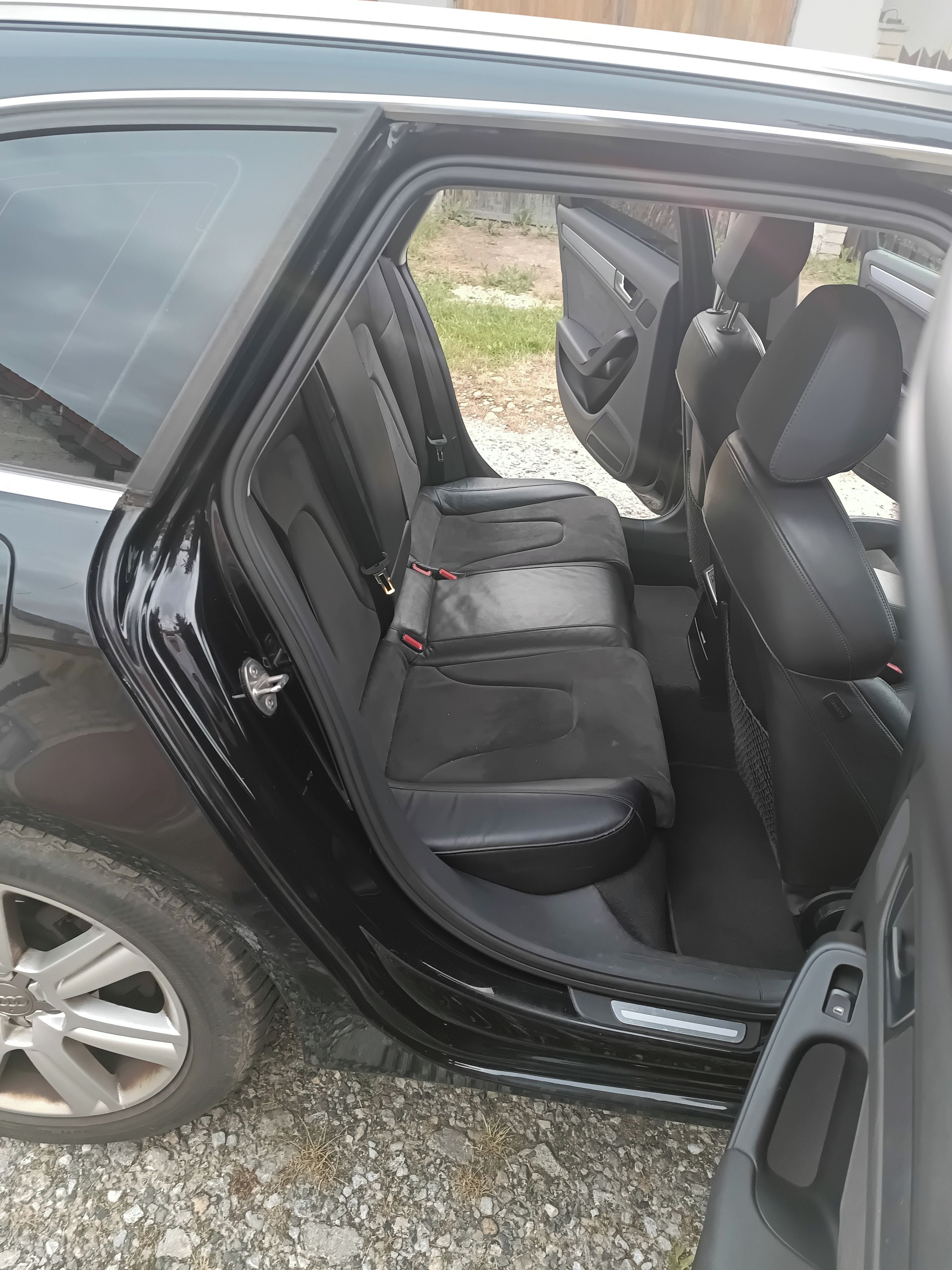 Audi A4, Audi A4 Avant B8 2.0 TFSI 132 - fotka 5