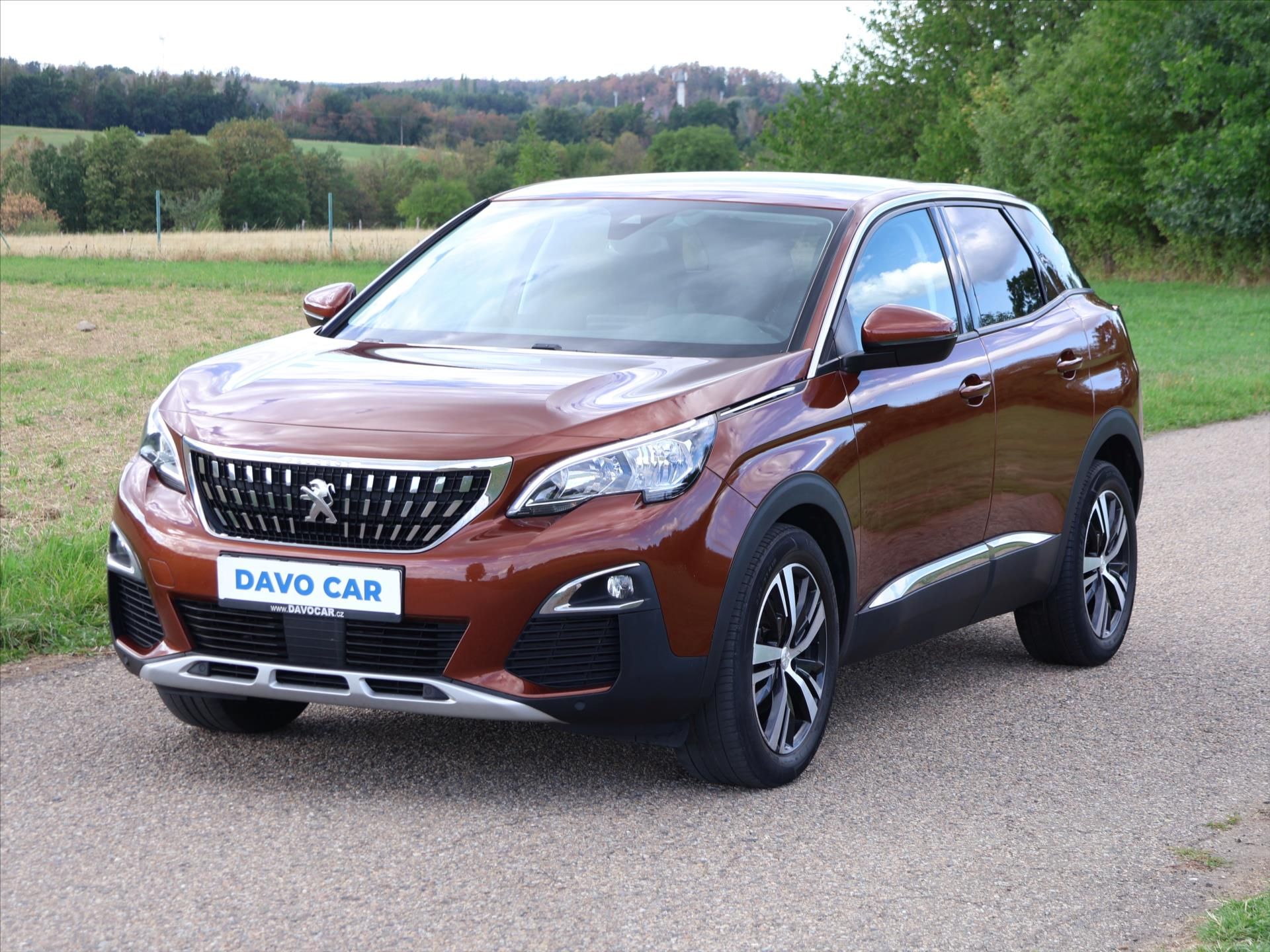 Peugeot 3008, 1,5 Blue HDi 96kW Allure CZ - fotka 3